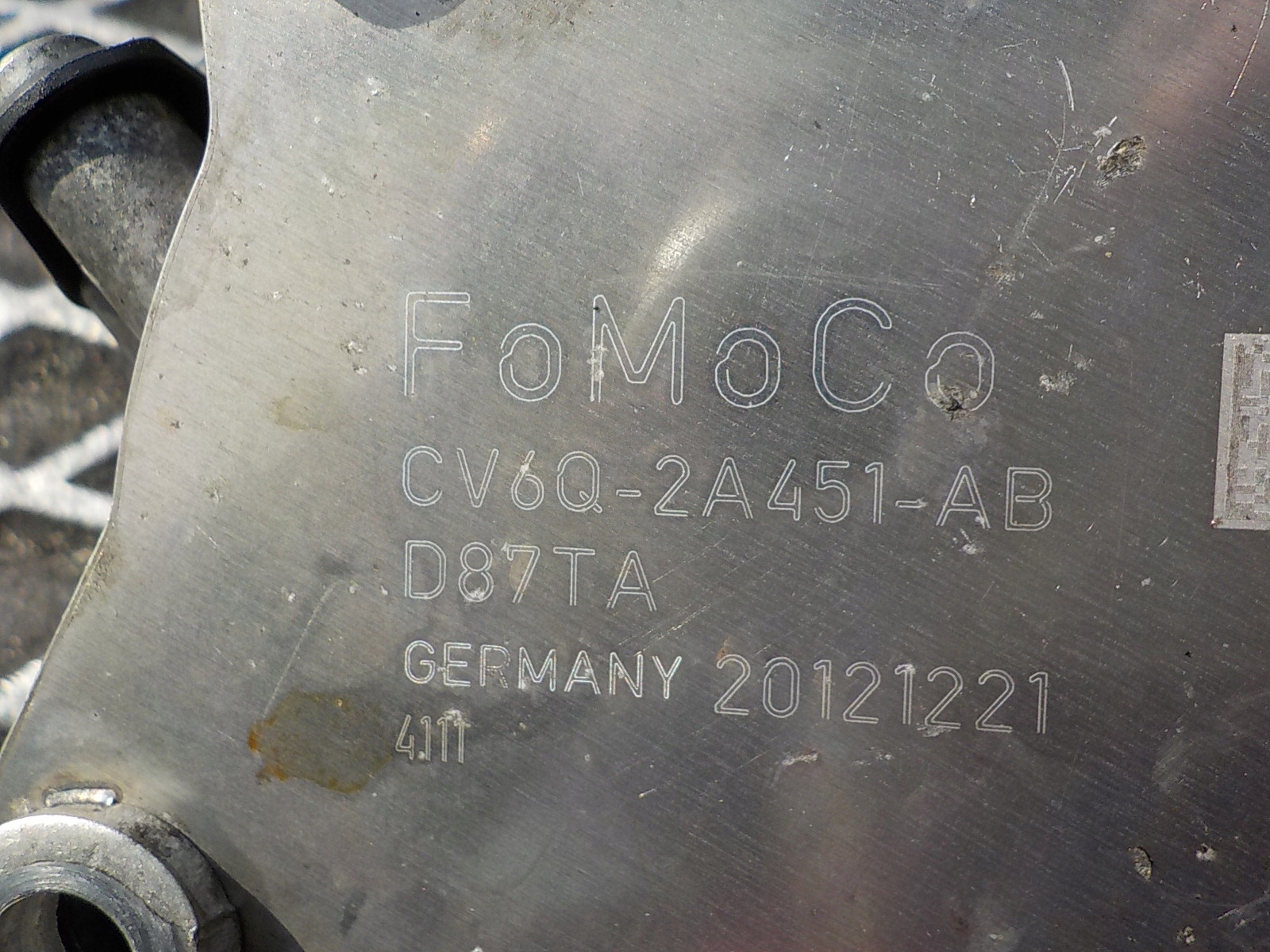 FORD Fiesta MK7 1.6 насос вакум CV6Q2A451AB