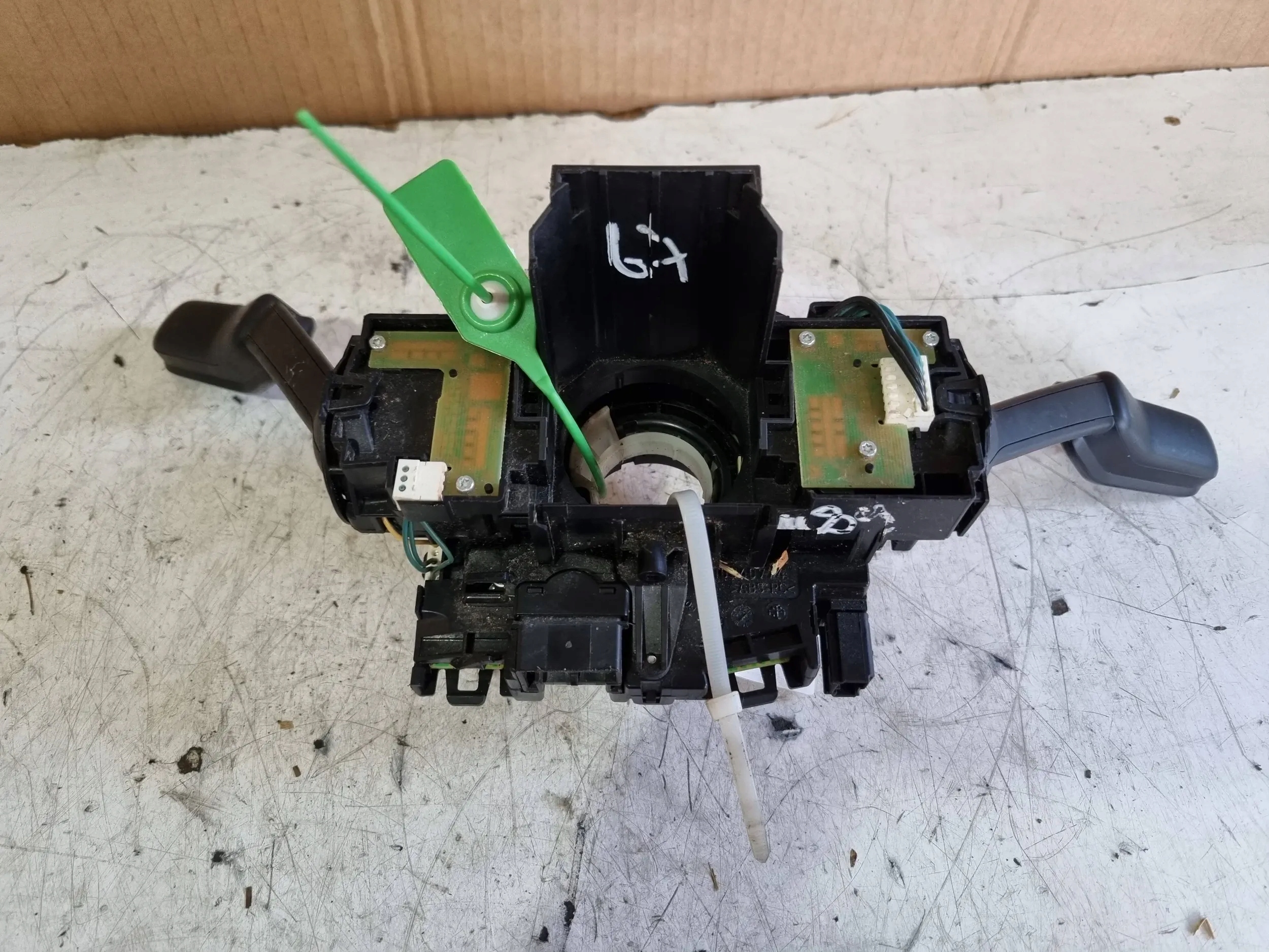 steering wheel levers and controls control ring 5Q0953507FT VW GOLF VII LEON III