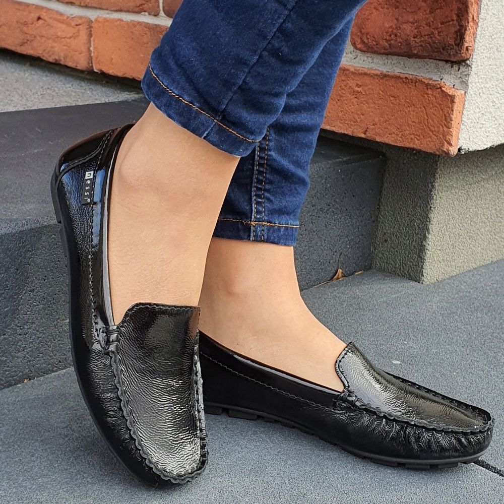 Najwygodniejsze mokasyny damskie damskie czarne skóra lakier Nessi 17130 39