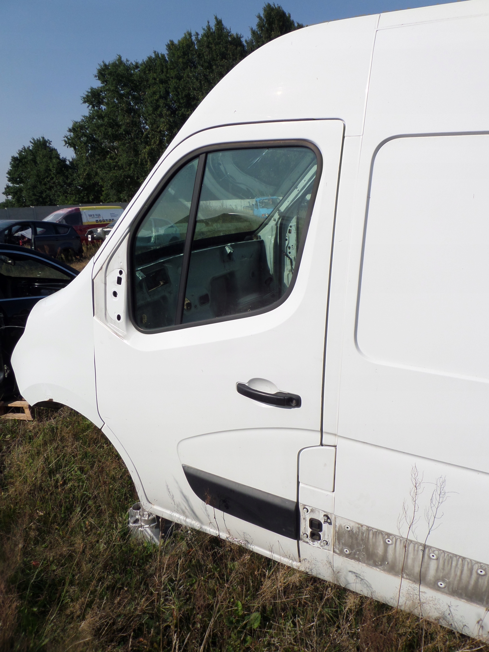 RENAULT MASTER III door left front complete BDB