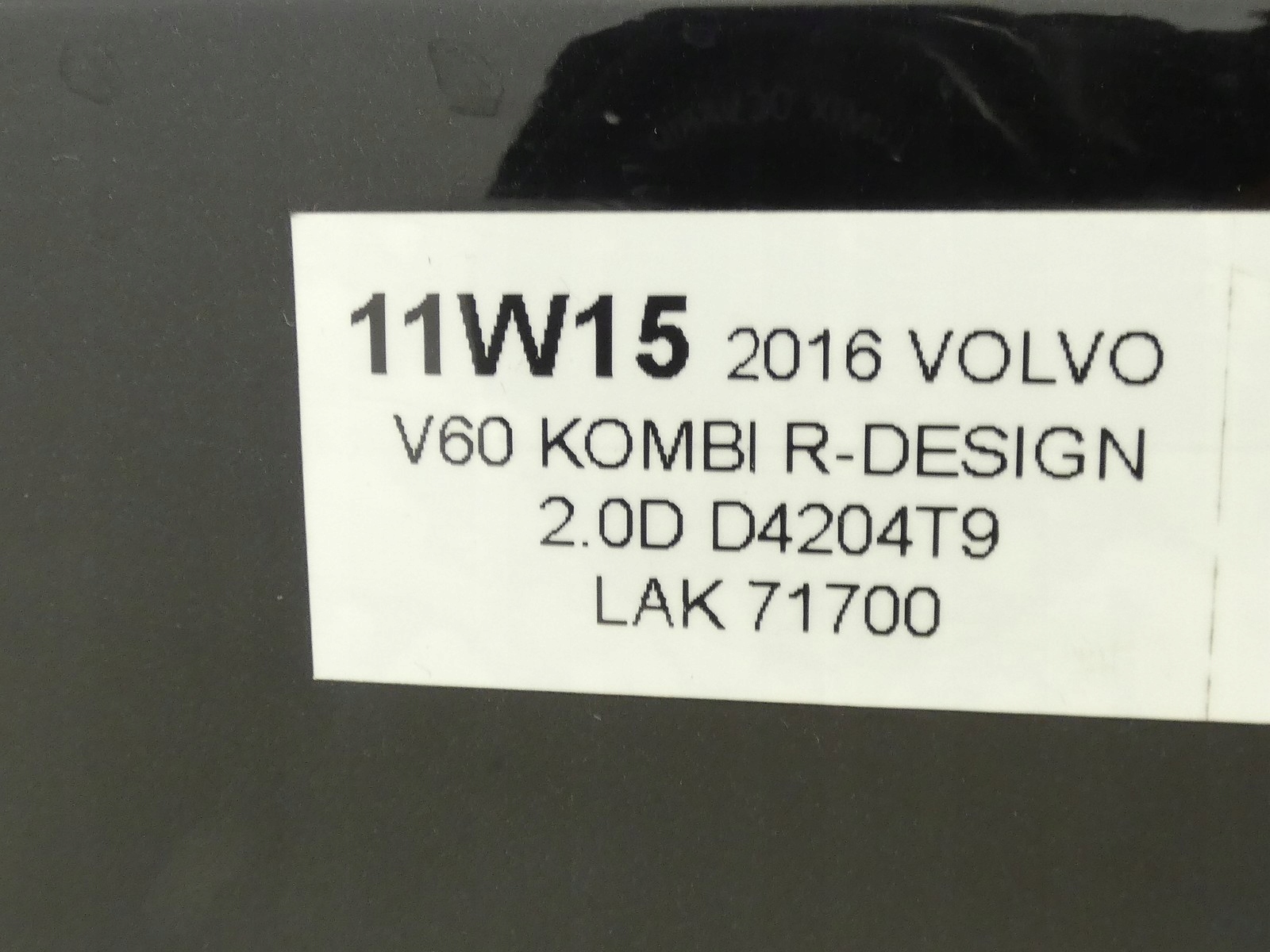 bumper front front VOLVO S60 and V60 II LIFT R-design LAKIER 717