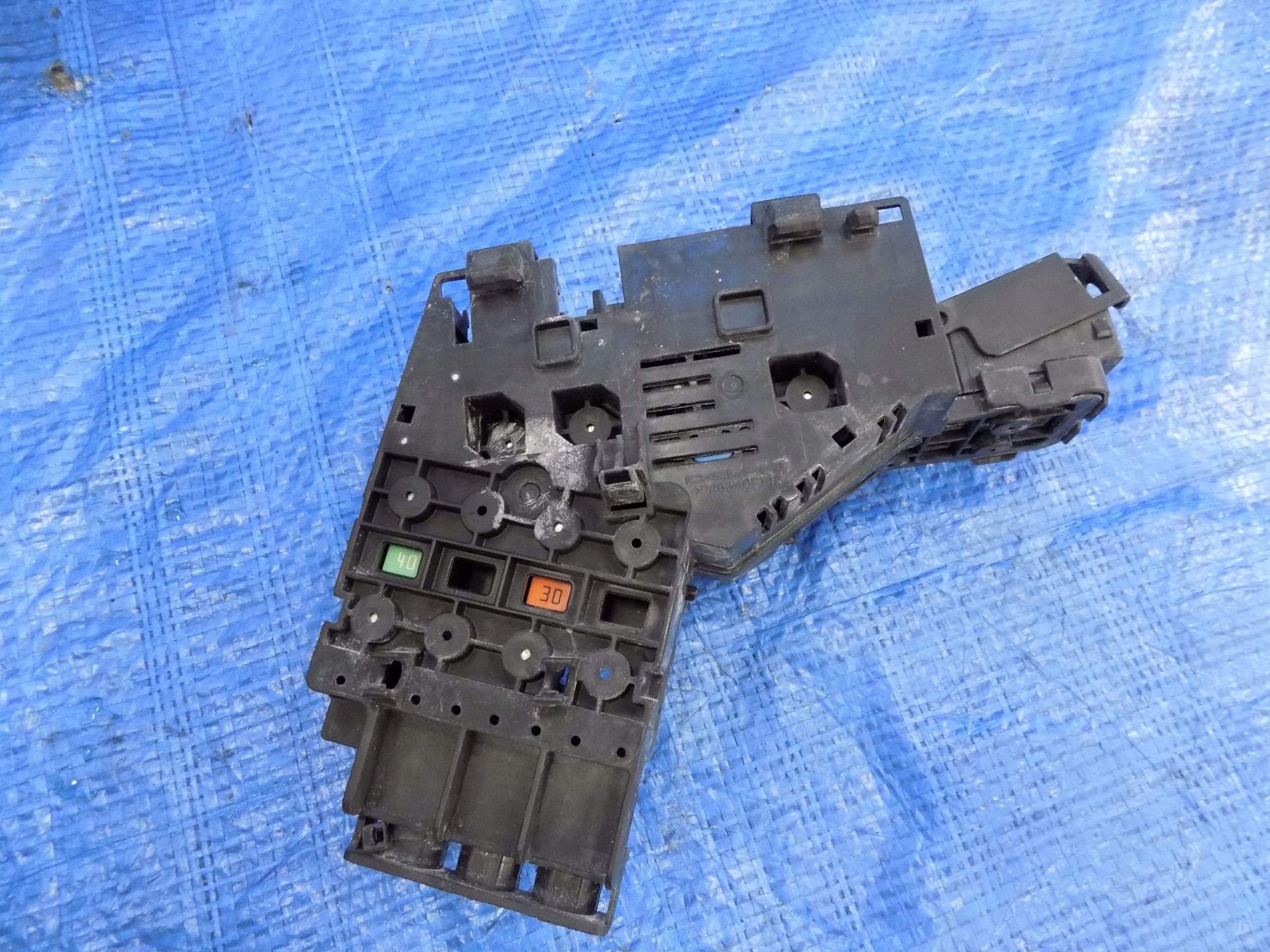 gehäuse sicherungskasten MERCEDES ML W166