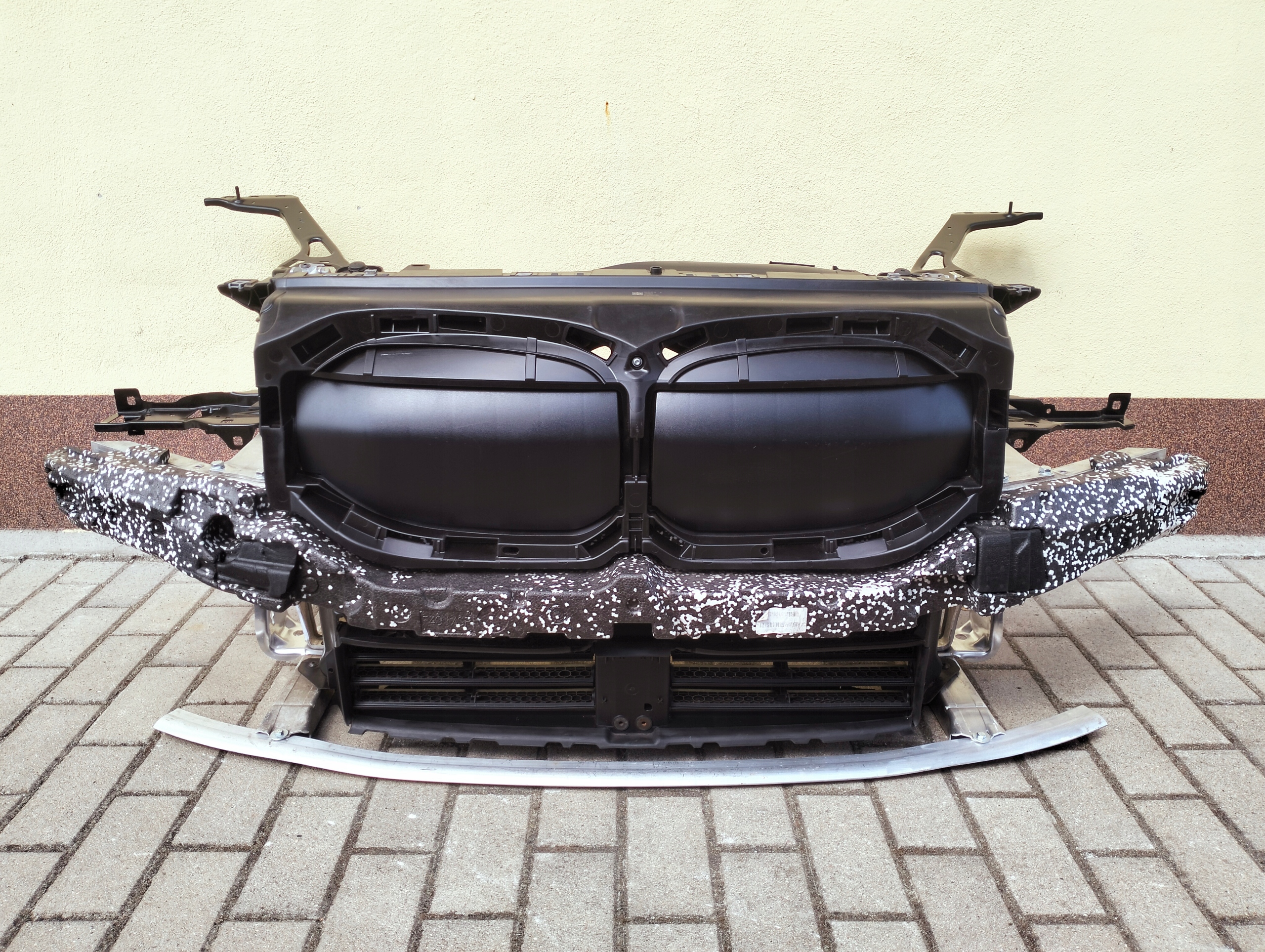 PAS PRZEDNI WZMOCNIENIE BMW 1 F40 M PAKIET