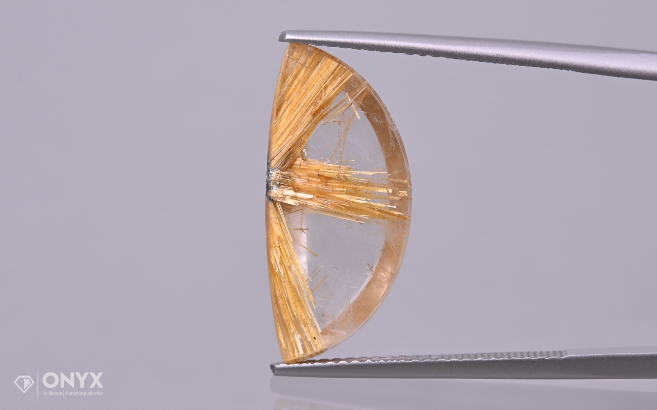 Křemen s rutilovou nepravidelnou dlažbou 21x9,5 mm