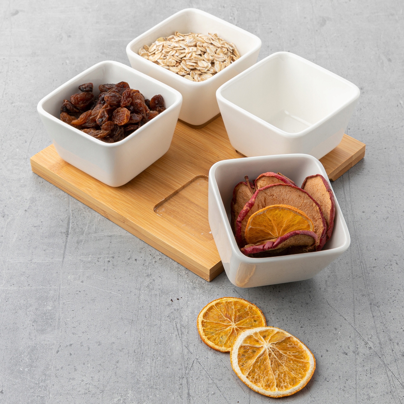 Komplet miseczek do dipów na bambusowej podstawce Florina Adria kwadratowe Kod producenta 2K9057