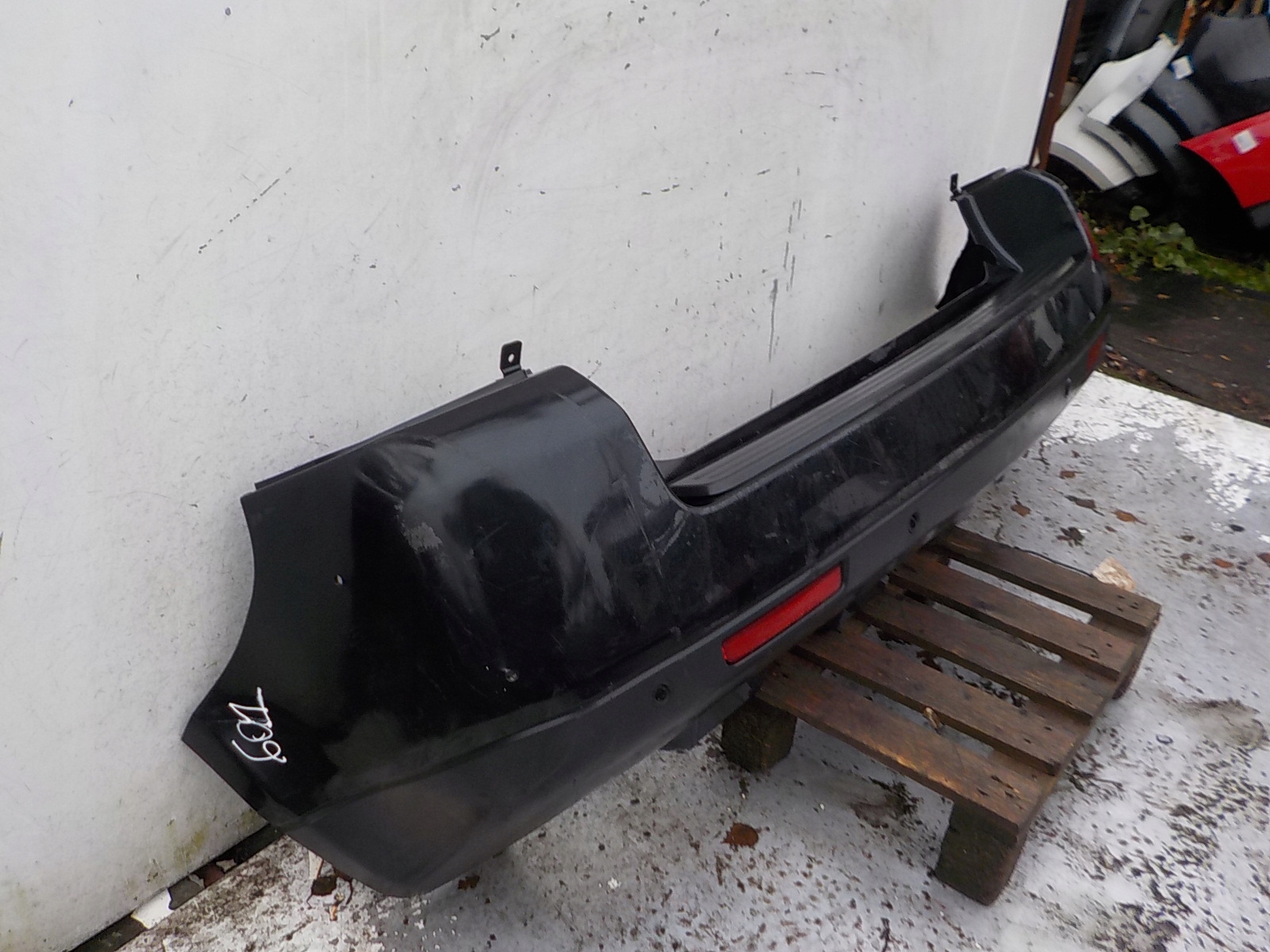 601 LAND ROVER FREELANDER II bumper rear part rear PDC