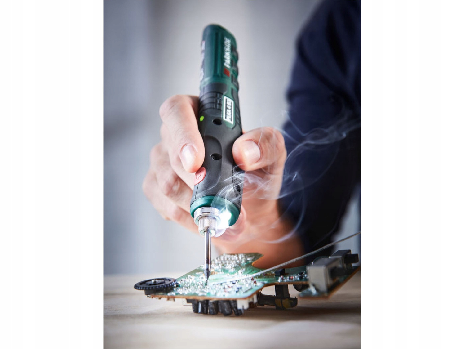 PARKSIDE Akumulatorowa lutownica kolbowa PLKA 4 B3 STACJA LUTOWNICZA Zasilanie akumulatorowe