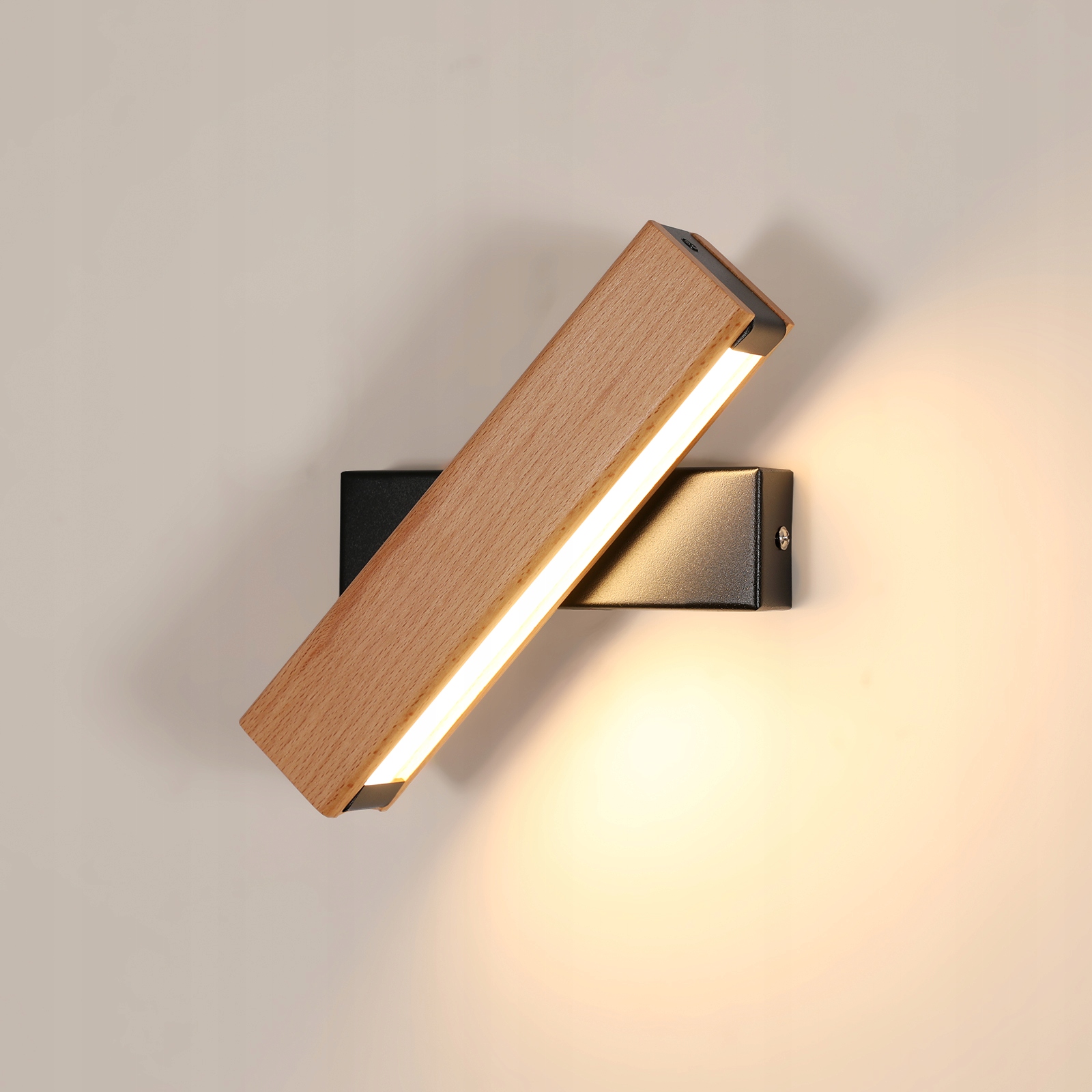 Lampa Scienna Led Drewno Kinkiet Czarna Lampka Nocna Obrotowy Do Salonu 5W