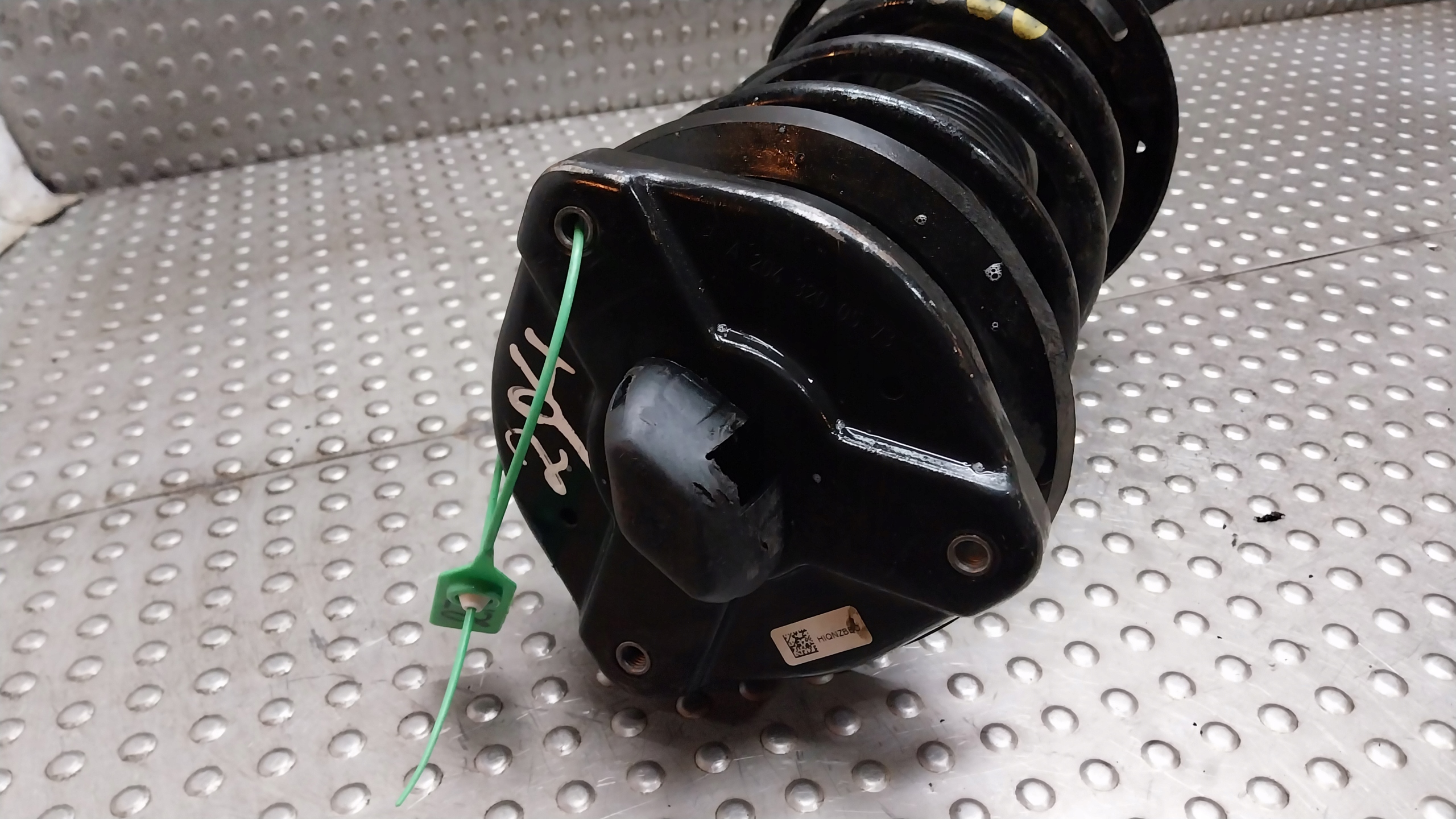 shock absorber left front A2043230900 MERCEDES W204 W207 CABRIO COUPE