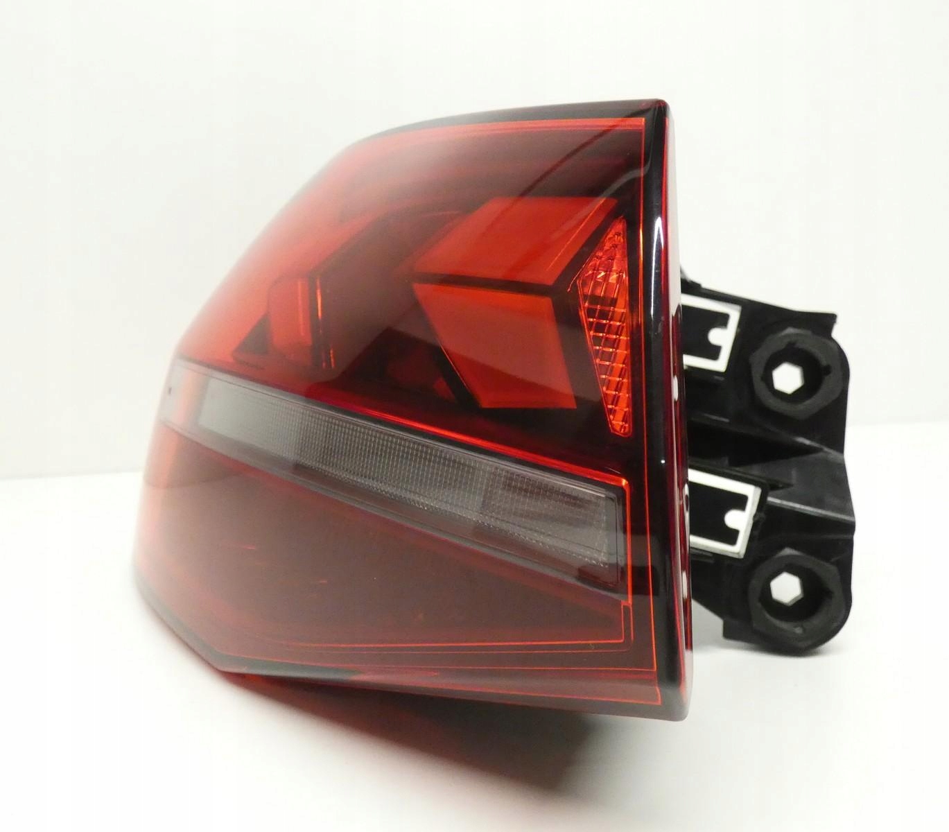 AUDI A3 LIFT 8Y0945207C 2024- light rear rear part left LED