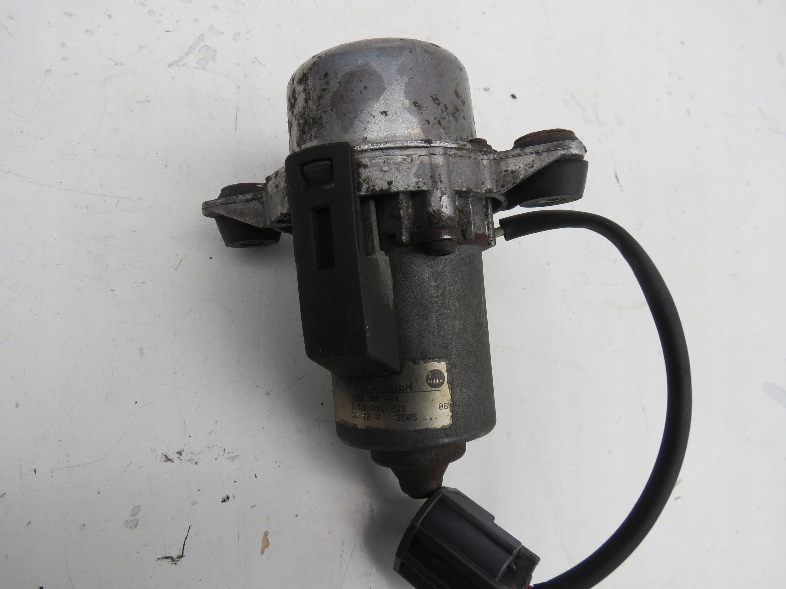 pump vacual VOLVO XC90 4.4 V8 30636166