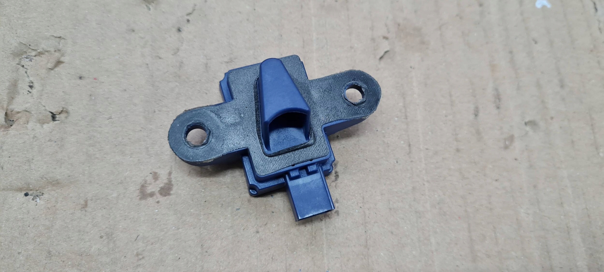 Chrysler Pacifica 2022 Crashsensor Drucksensor UDERZENIOWY 68245077AA