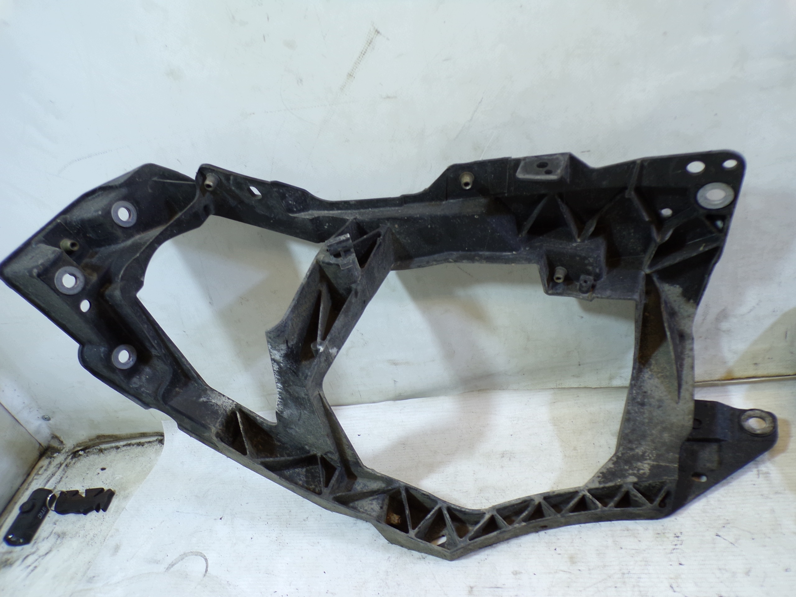 headlight trim holder lights right left SMART FORFOUR 454 (F)