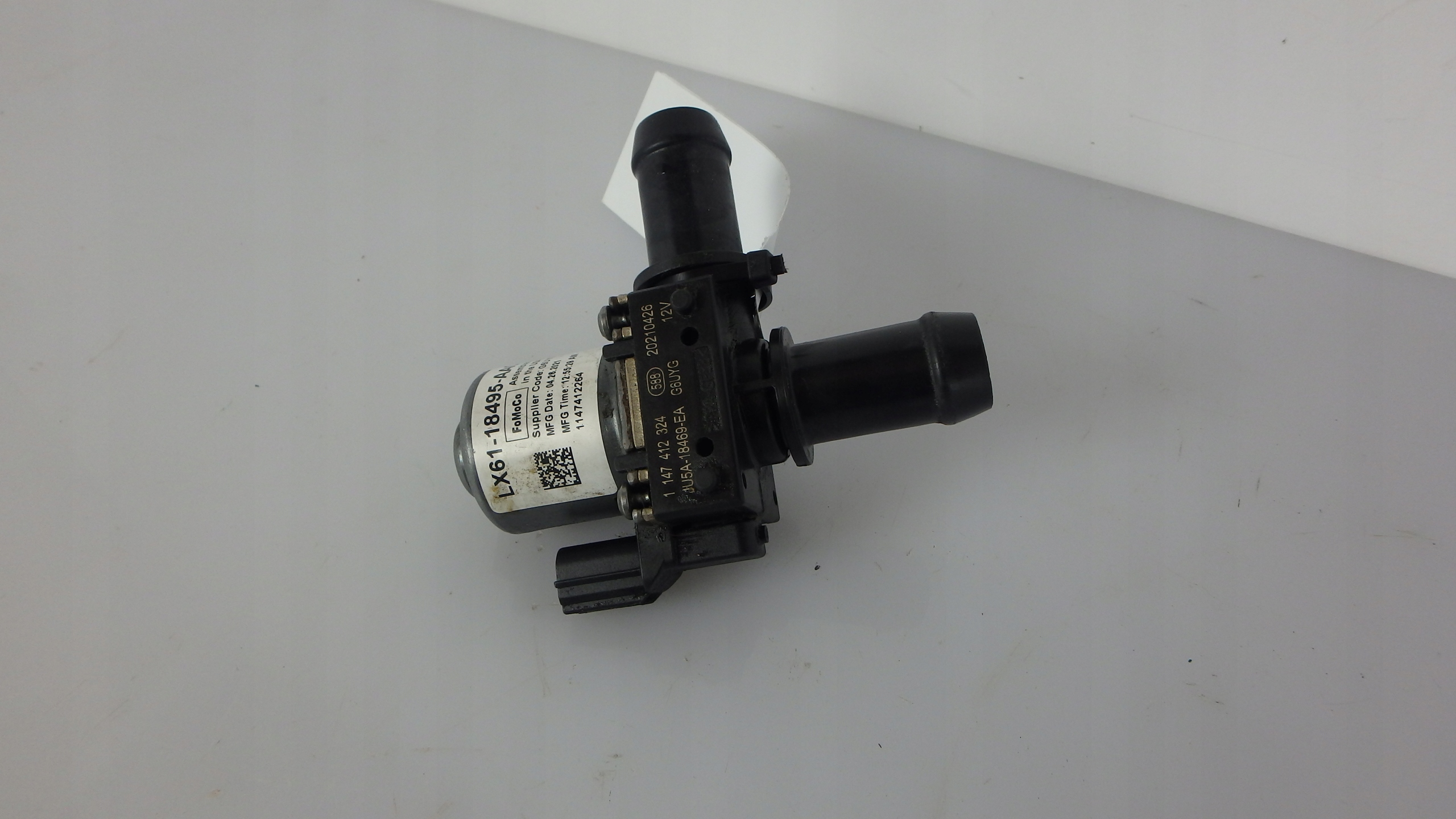 LX61-18495-AAC - Клапан обогревателя Ford Kuga 1.5 L MK3 20 + Escape