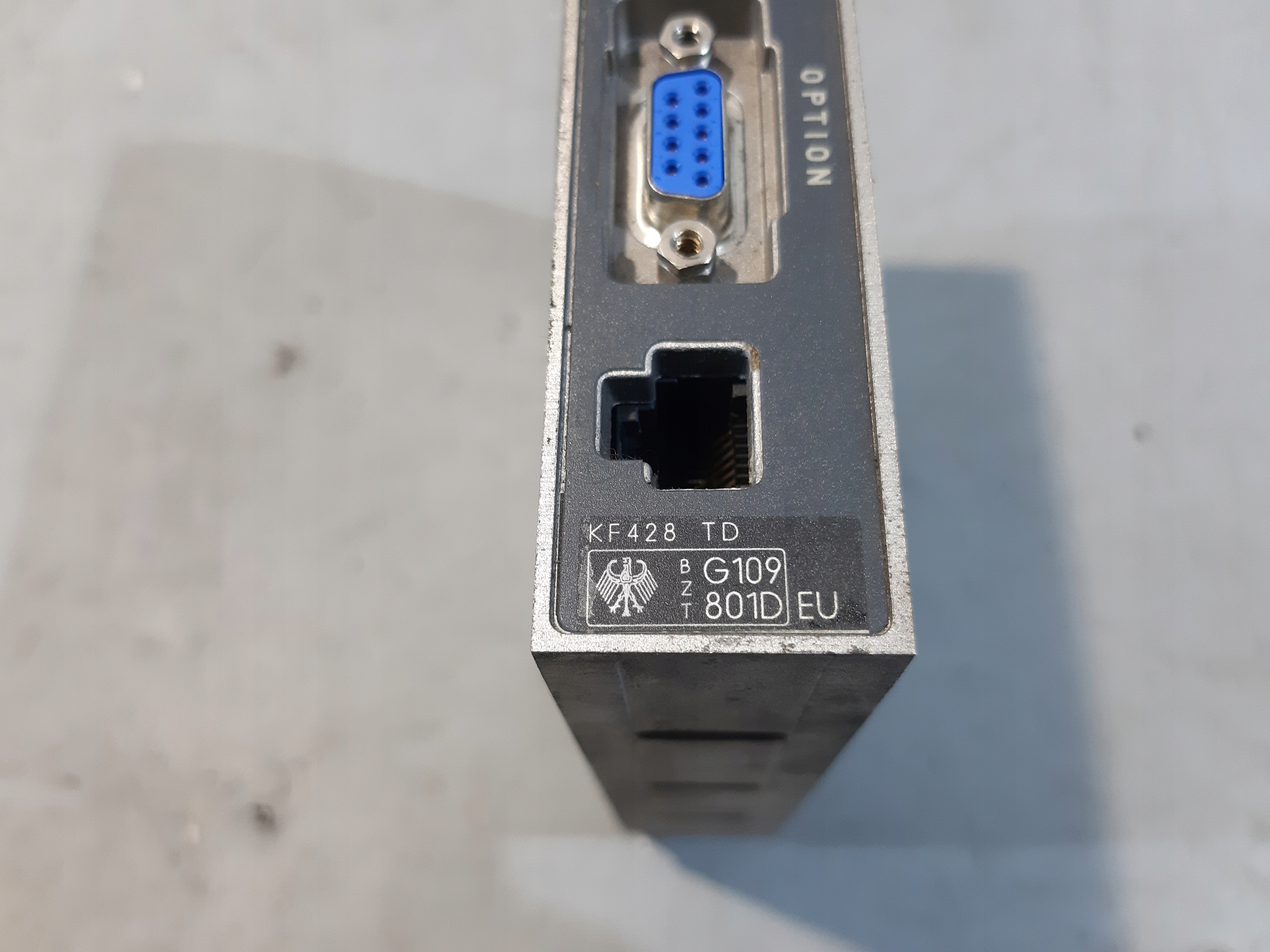 7692220821 radio telefon bosch kf428td