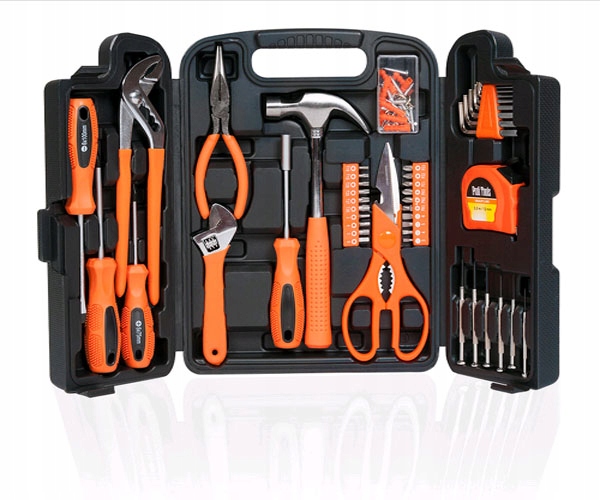 НАБІР ІНСТРУМЕНТІВ МАЙСТЕРНЯ КЛЮЧІВ 46 ELEM. + ВАЛІЗА