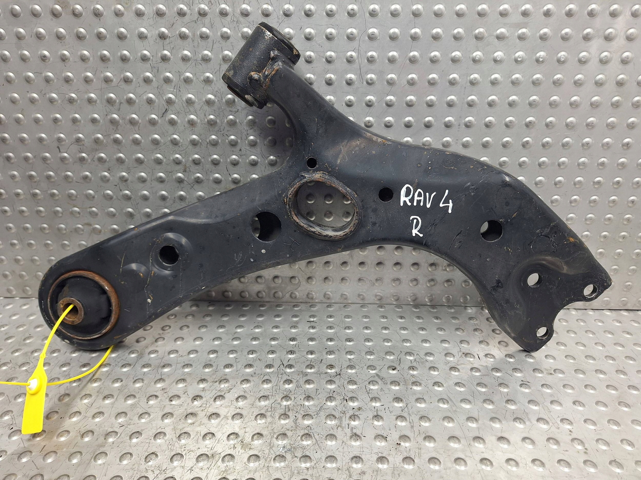 arm right front TOYOTA RAV4 III 06-12