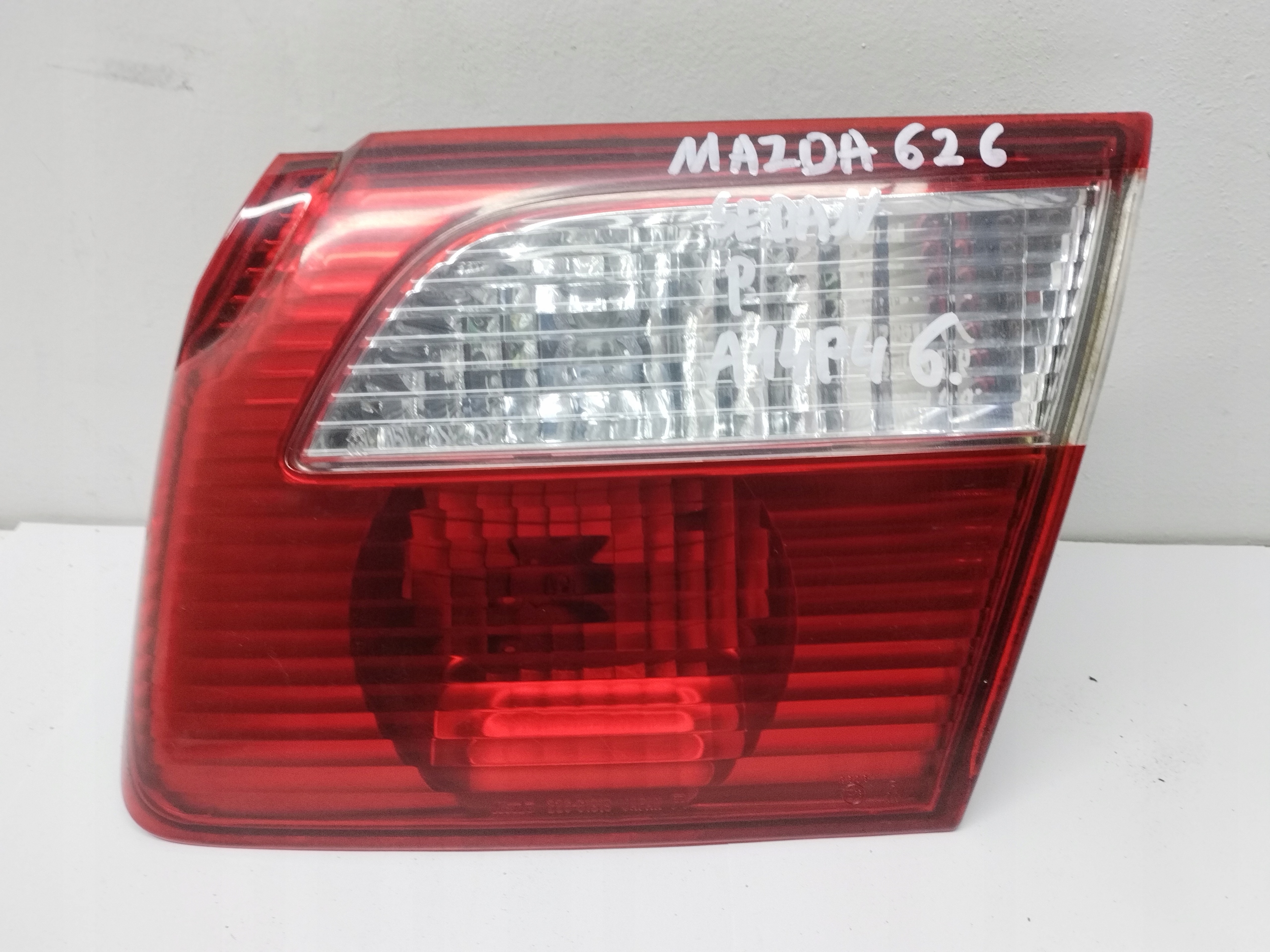 light rear right to the bonnet boot Mazda 626 sedan