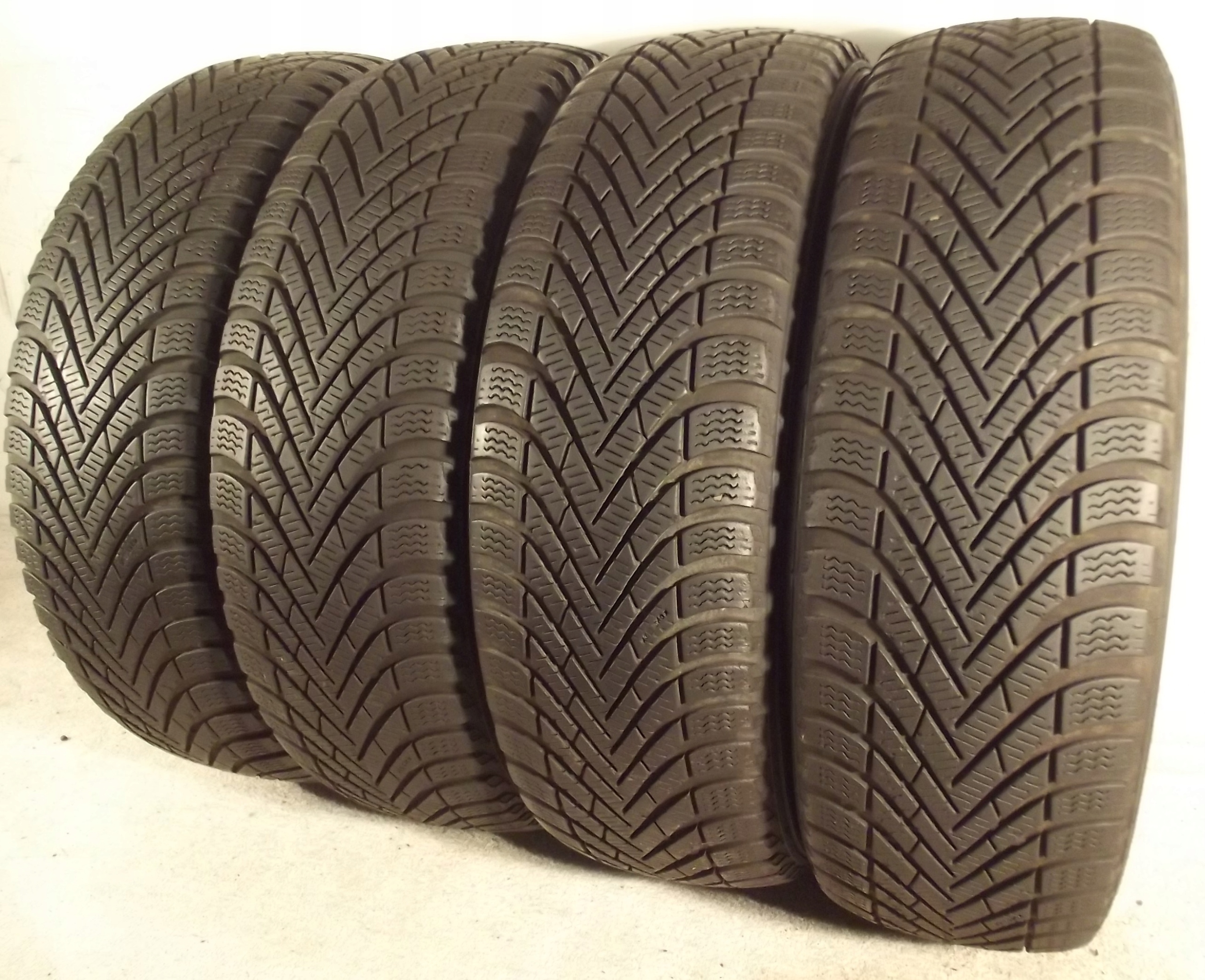 opony zimowe 185/65R15 88T PIRELLI CINTURATO WINTER 4szt bez łat