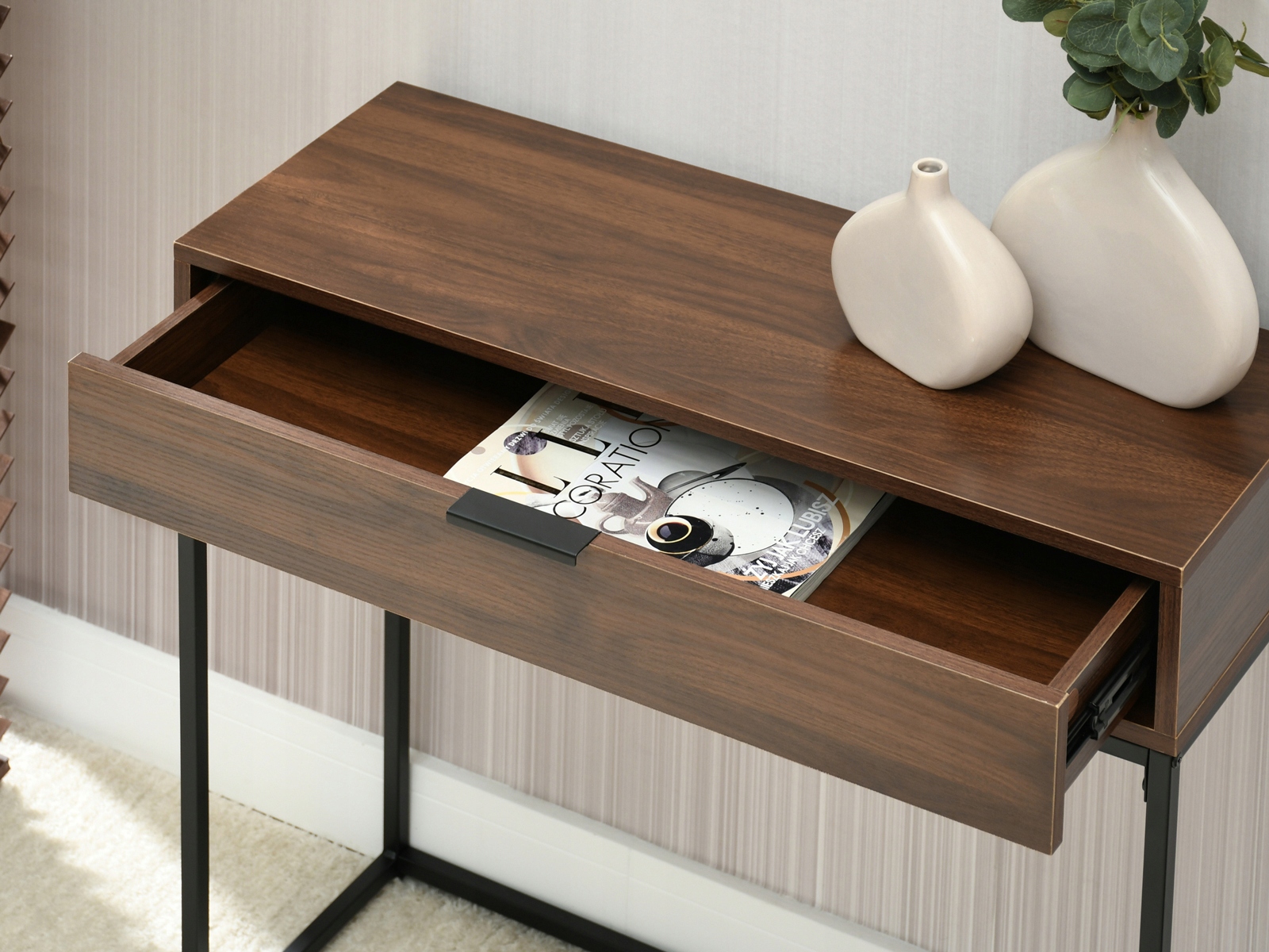 DREWNIANA KONSOLA DO PRZEDPOKOJU Z SZUFLADĄ NORA M ORZECH CZARNA PODSTAWA Głębokość mebla 28 cm
