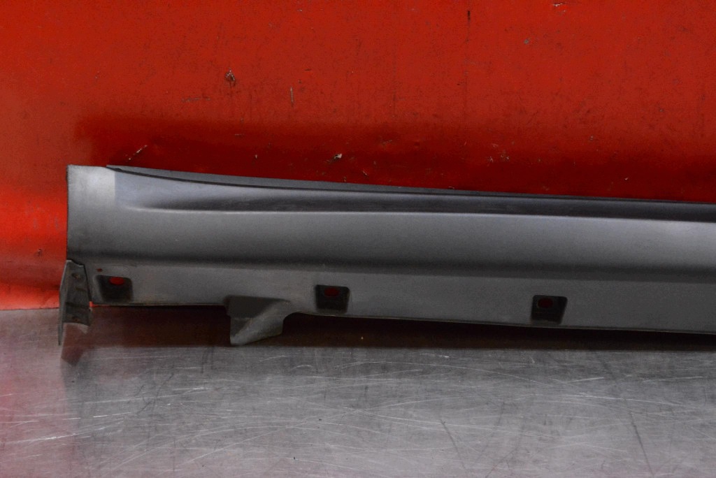 cap threshold right black 77231-54P0 SUZUKI VITARA 3 III LY 14-18