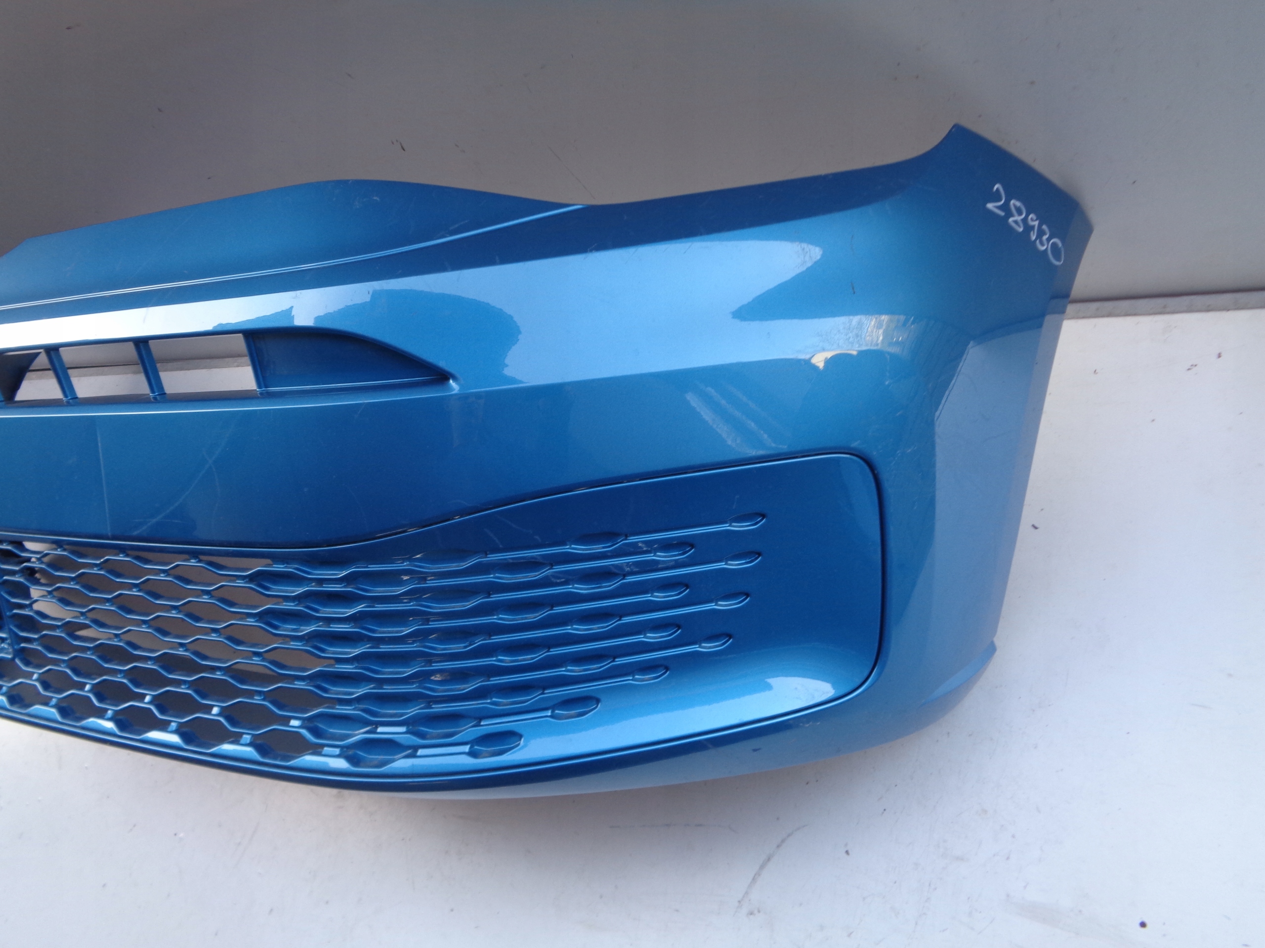 Frontstoßstange VW CADDY 2K 2K7 20- NR 28930
