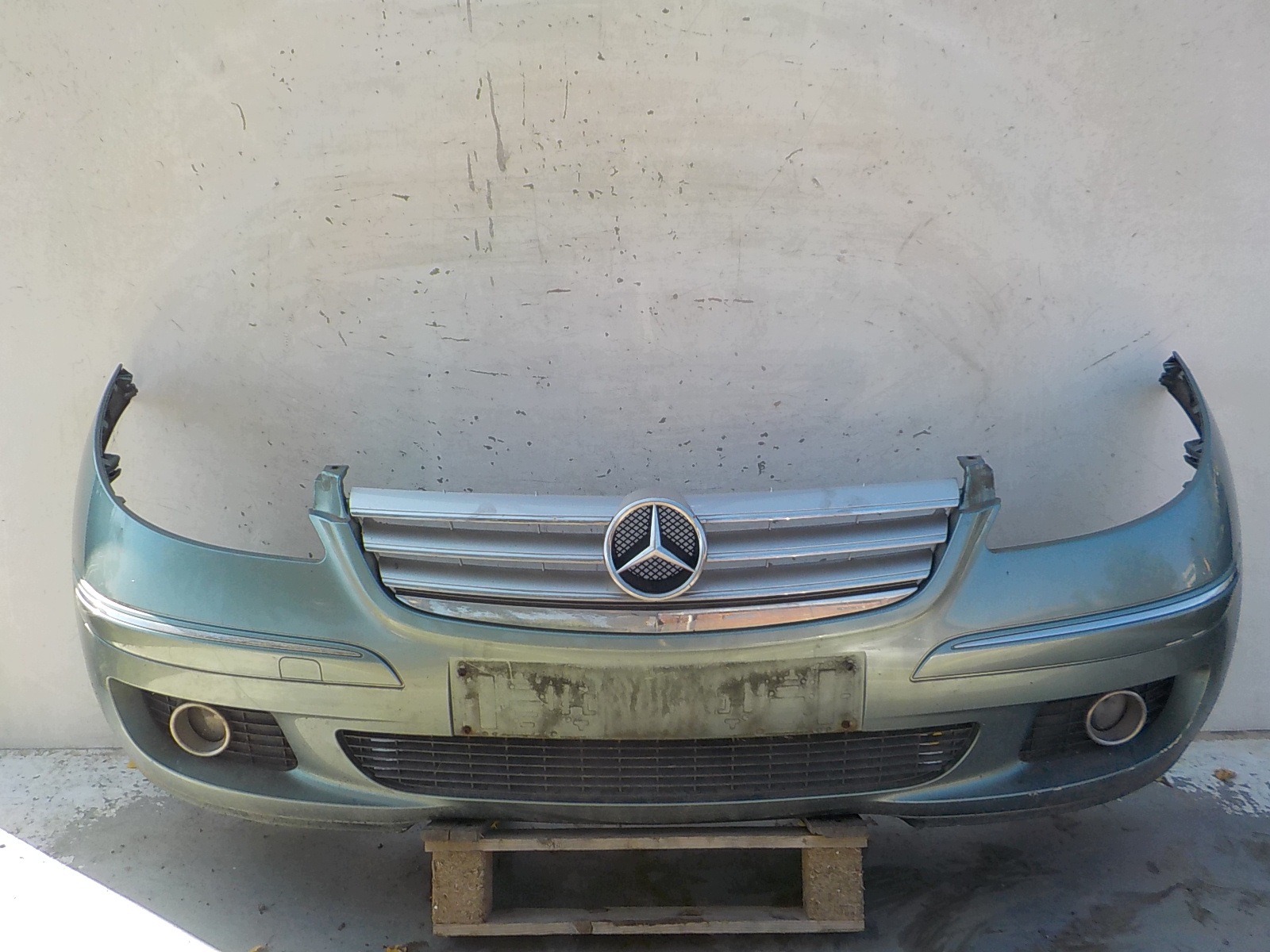 873 MERCEDES class A W169 bumper front front