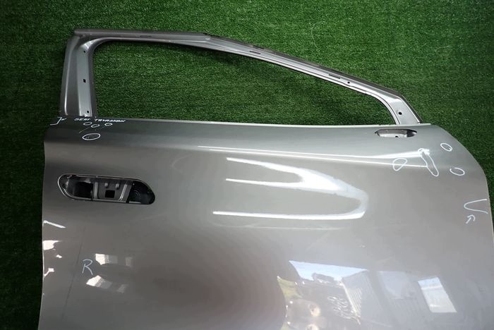 CUPRA TAVASCAN 11H door right front front