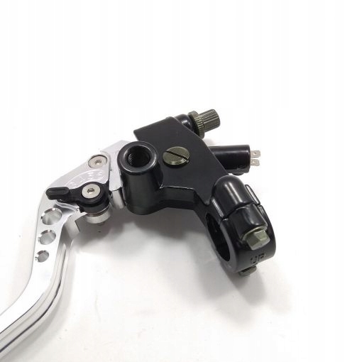 Dźwignie klamki HAMULCA I SPRZĘGŁA KOMPLET POMPA Numer katalogowy części DHT000086