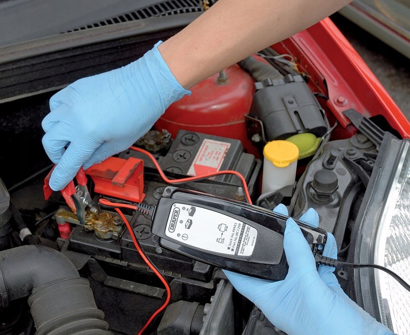 DRAPER Inteligentna ładowarka do akumulatorów 12V EAN (GTIN) 5010559315338