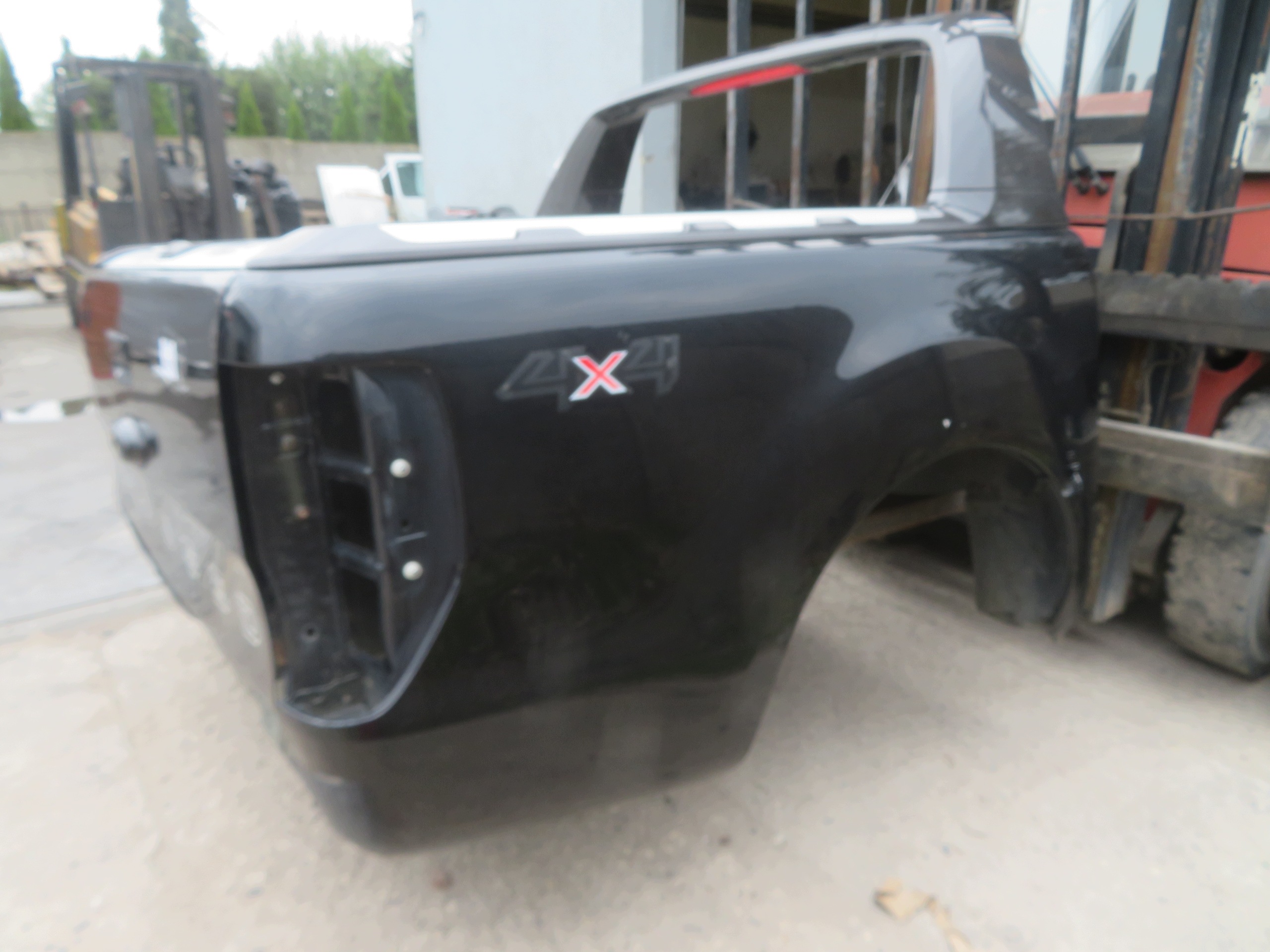 FORD RANGER 16R LOTKA spoiler PAKI