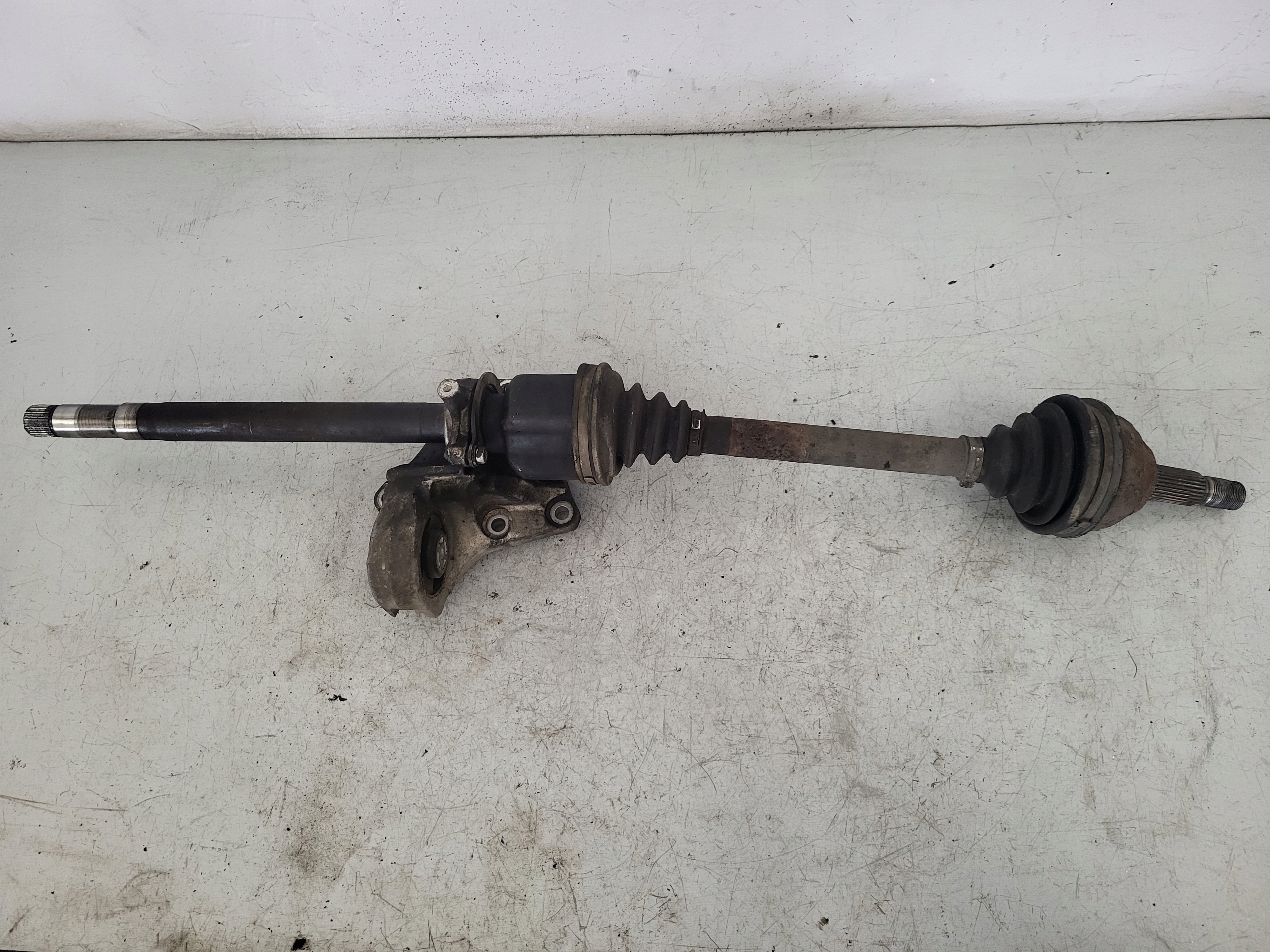 CITROEN C5 III X7 2.0 HDI піввісь правий ручний