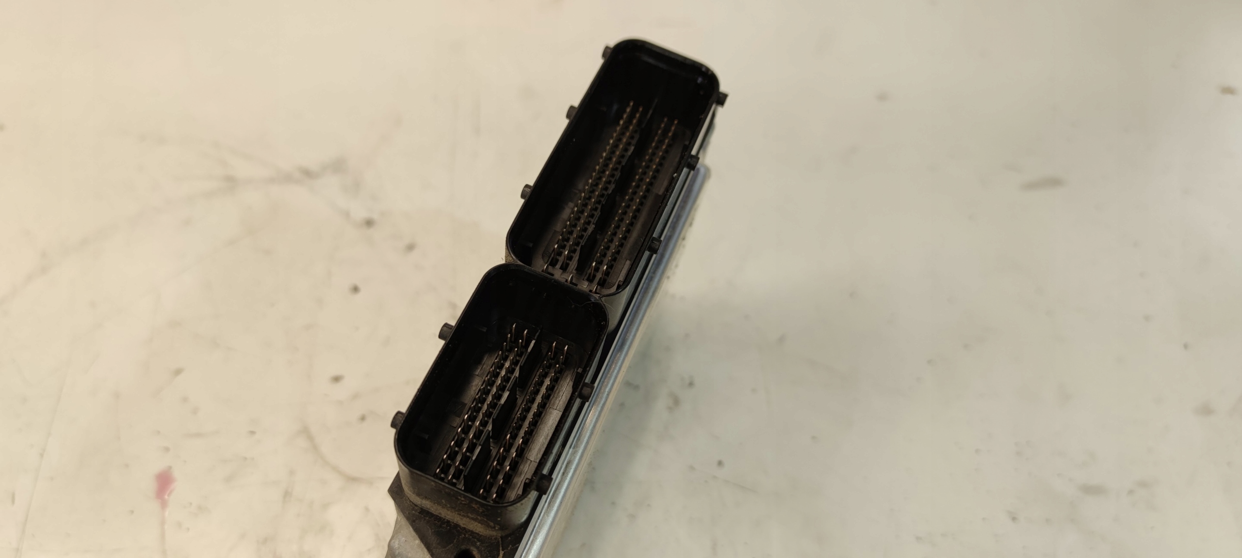 computer control unit of the engine AUDI 2.0 TD 03L906018LB