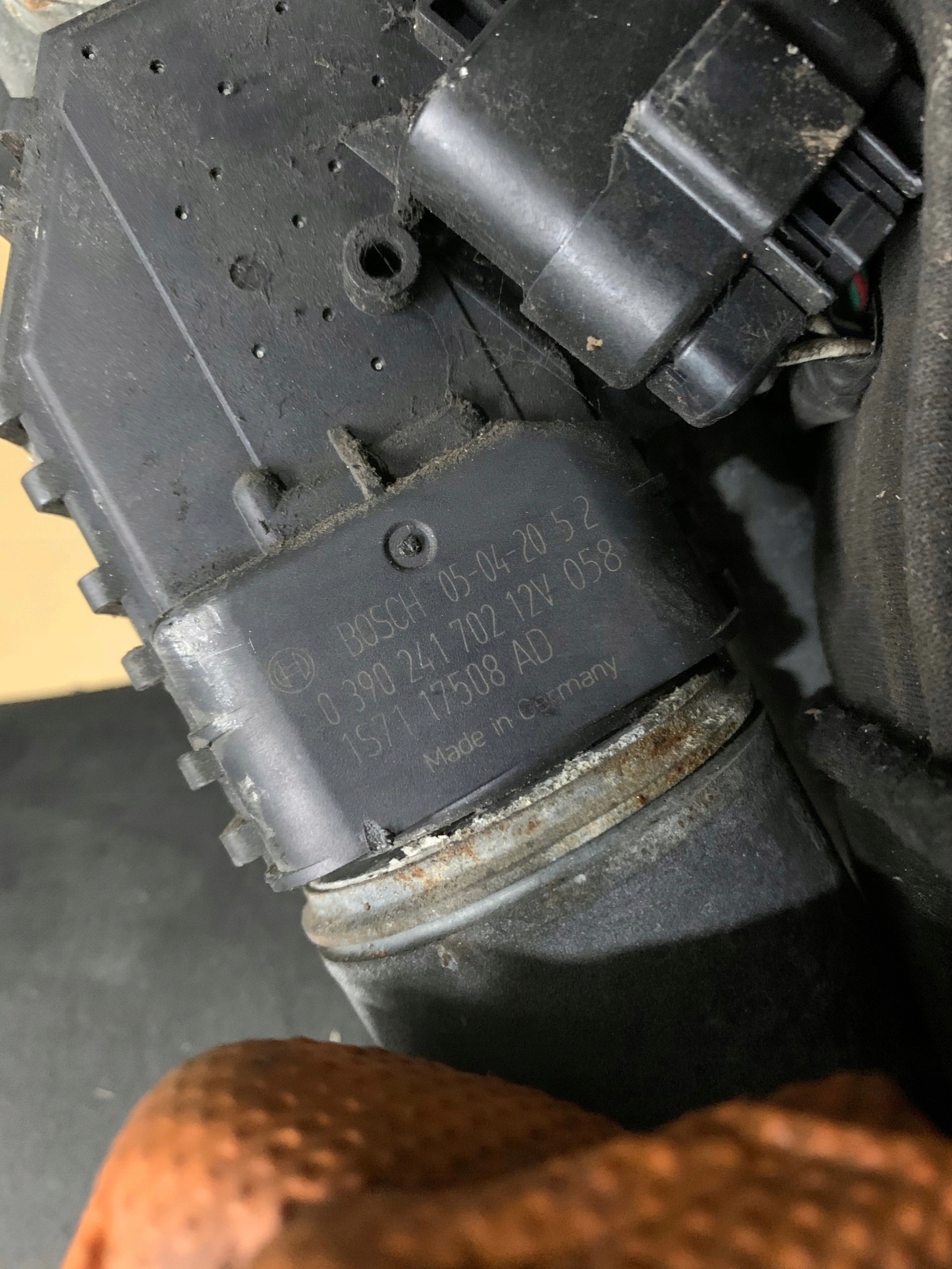 MONDEO MK3 wiper mechanism front 1S7117504AF