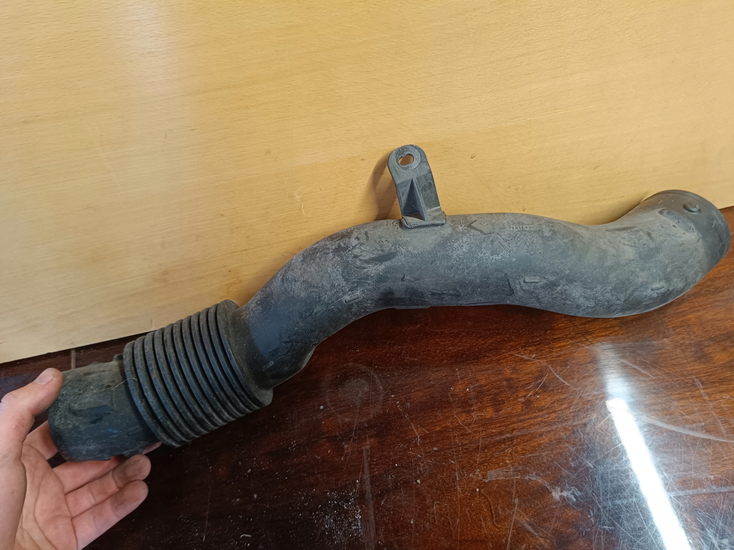 pipe air CITROEN C5 III 9684938180 1.6