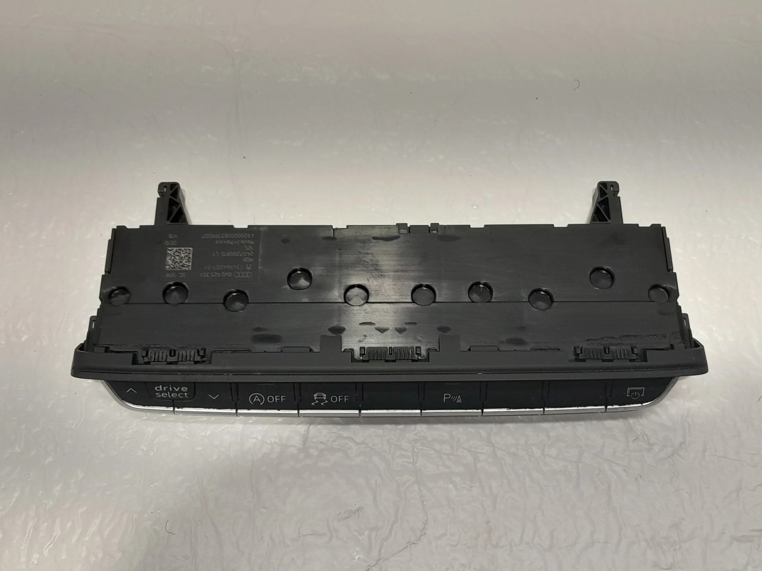 AUDI A4 B9 LIFT PANEL controls 8W0925301BC