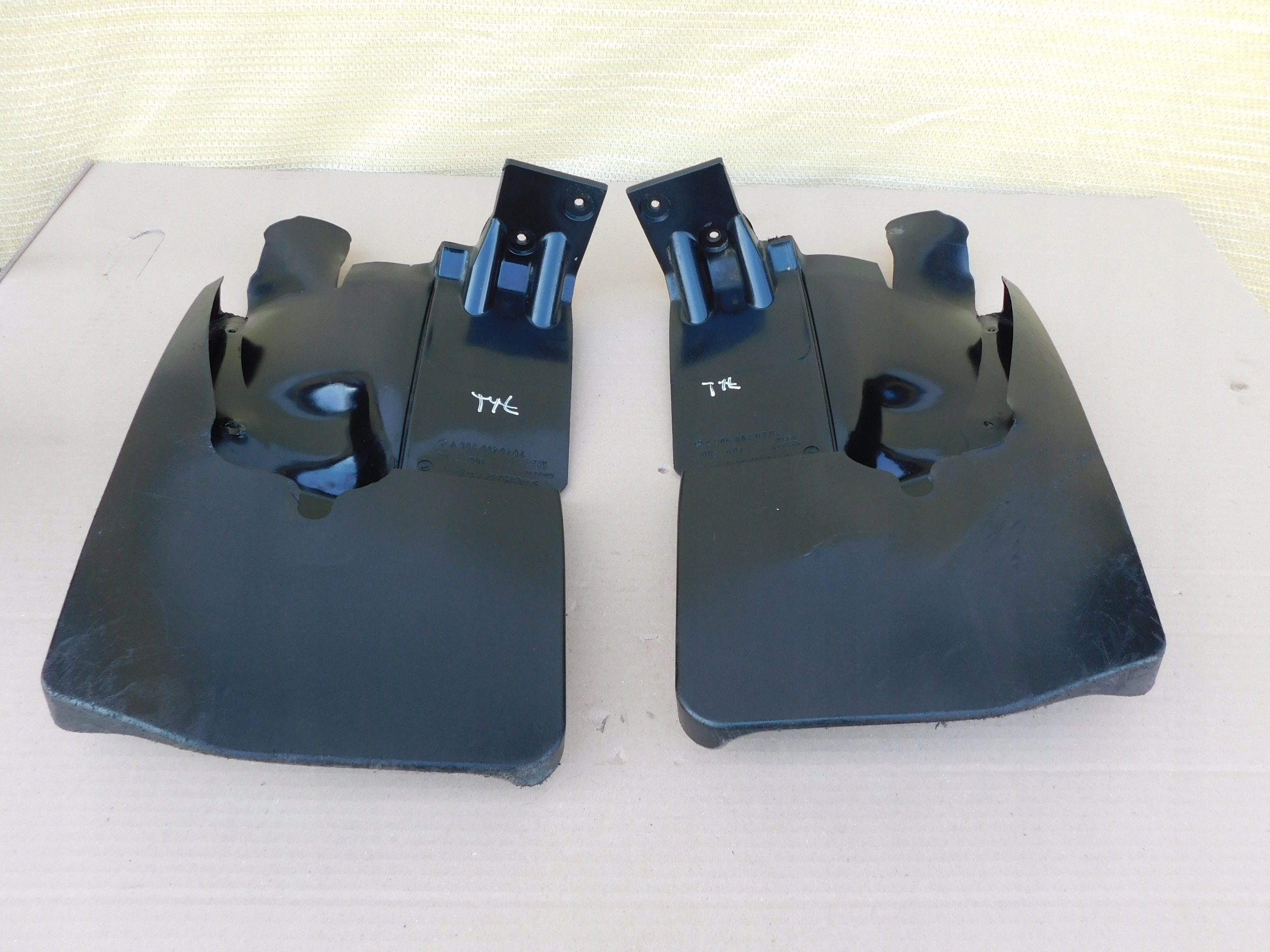 mudguard flaps rear part rear part komplet pojedyncze wheel Sprinter 906 Crafter 06-17 oryg