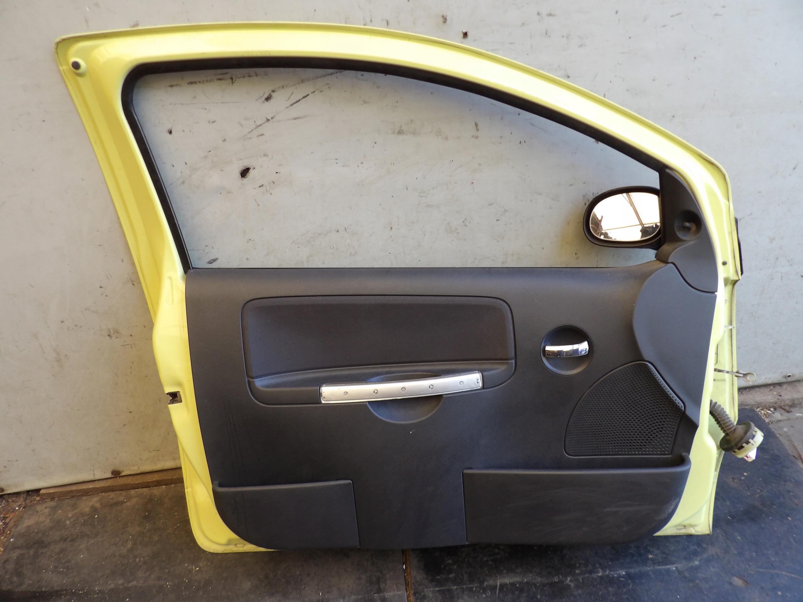Citroen C2 door front left lak. KBNB HB 3D lift
