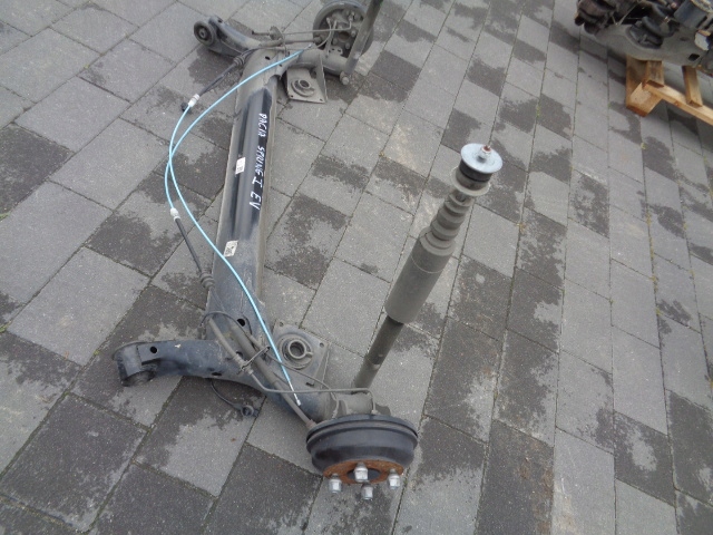 ZAWIESZENIE TYŁ BELKA TYLNA OŚ DACIA SPRING 2022 ROK Typ samochodu Samochody osobowe