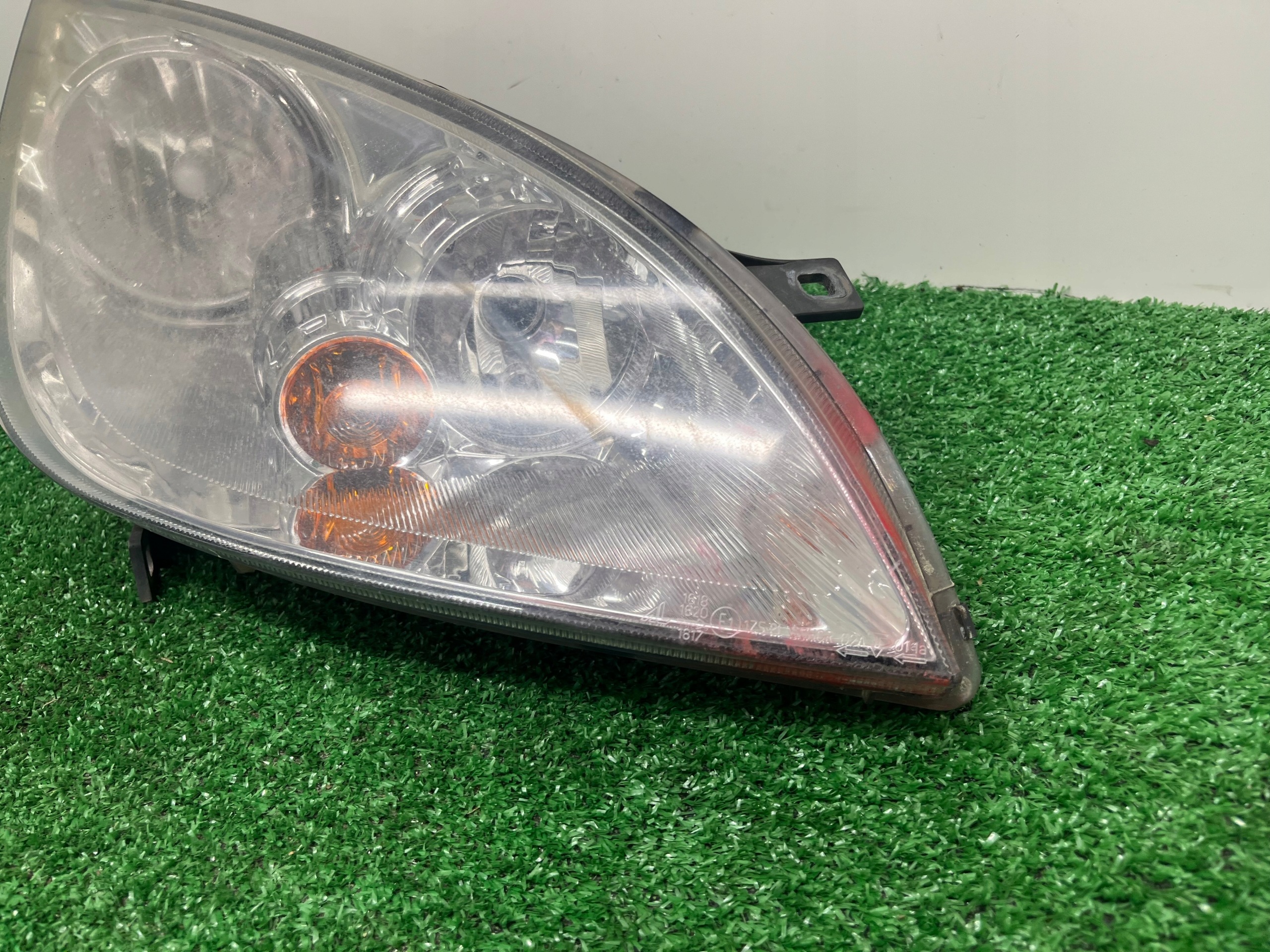 light right front MITSUBISHI COLT Z30 0301208202