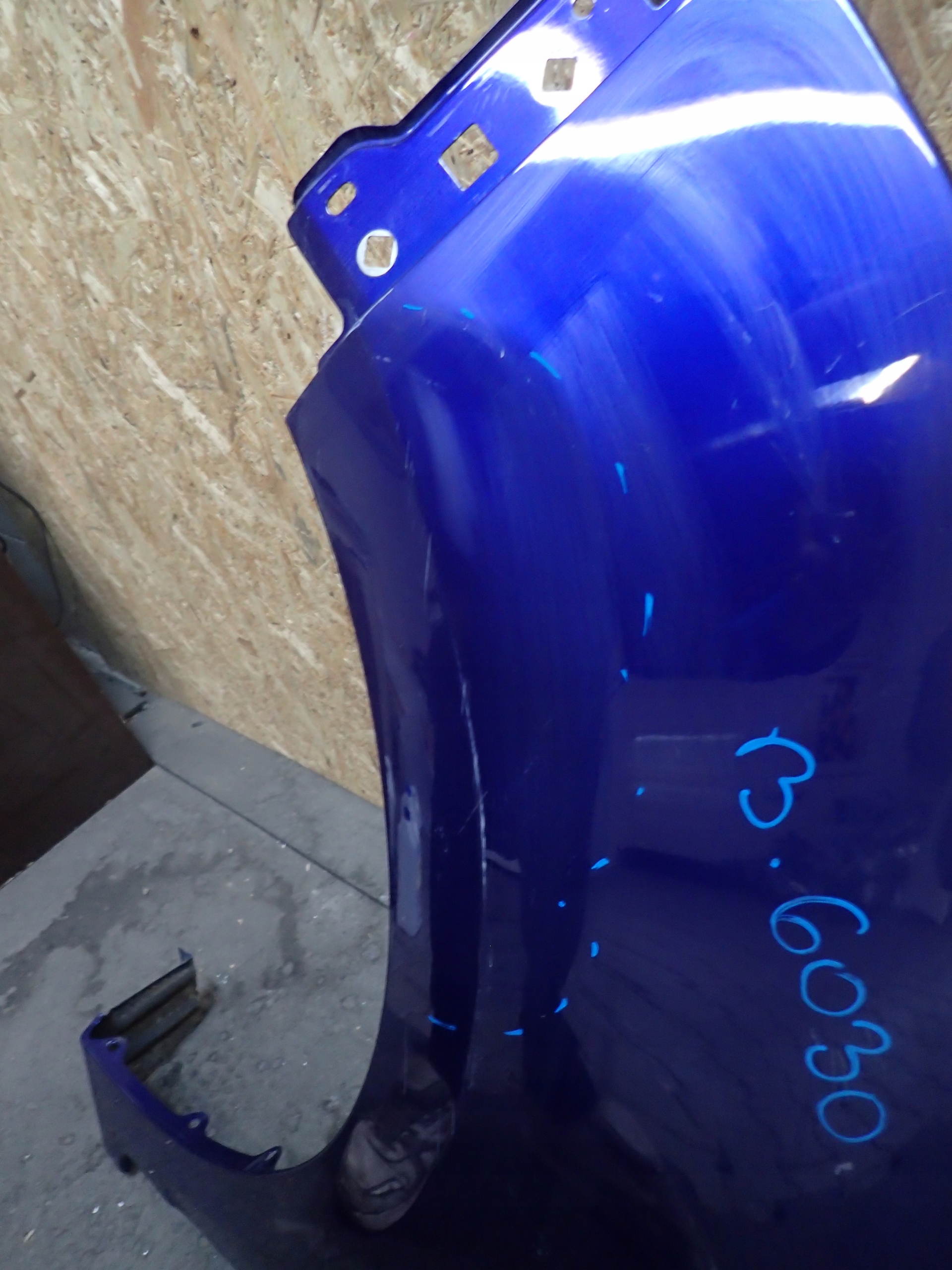 blatník předek levý FORD KA plus +
