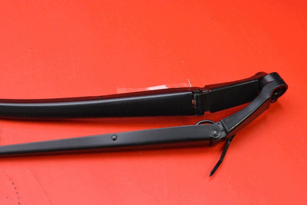 wiper arm front EU TOYOTA YARIS 4 IV GR 20