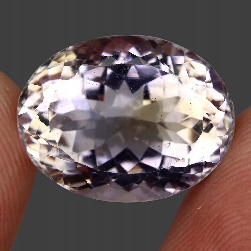 Přírodní kámen ametrin 20.9ct Vvs dvoubarevný