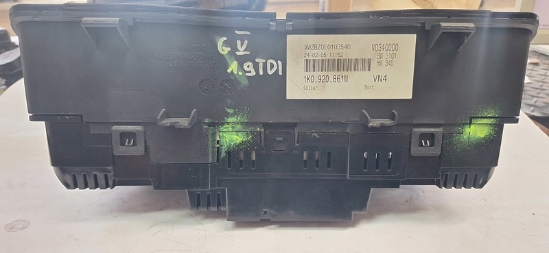 dials VW GOLF V 1K0920861M