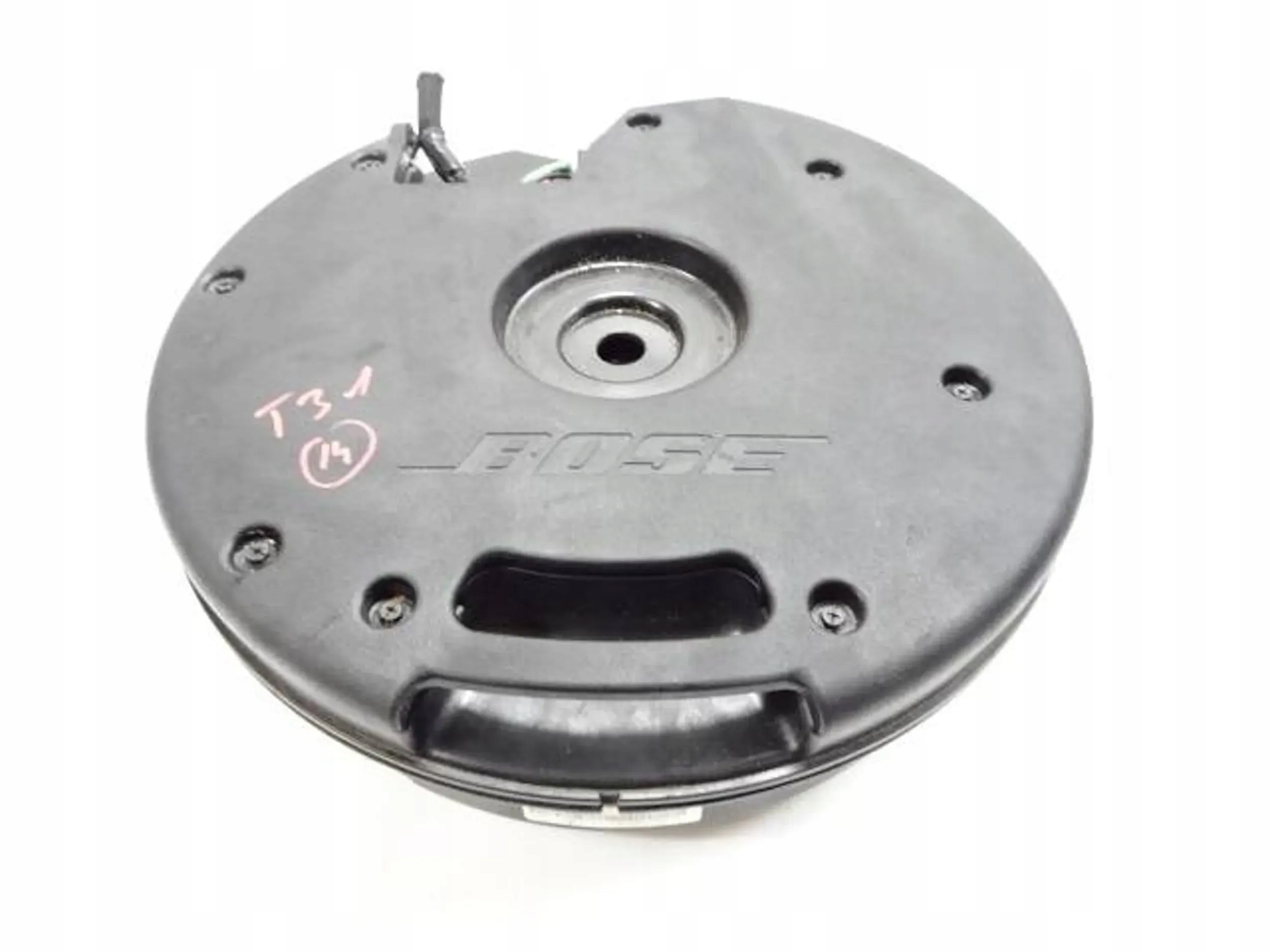 Сабуфер Nissan X-Трек T31