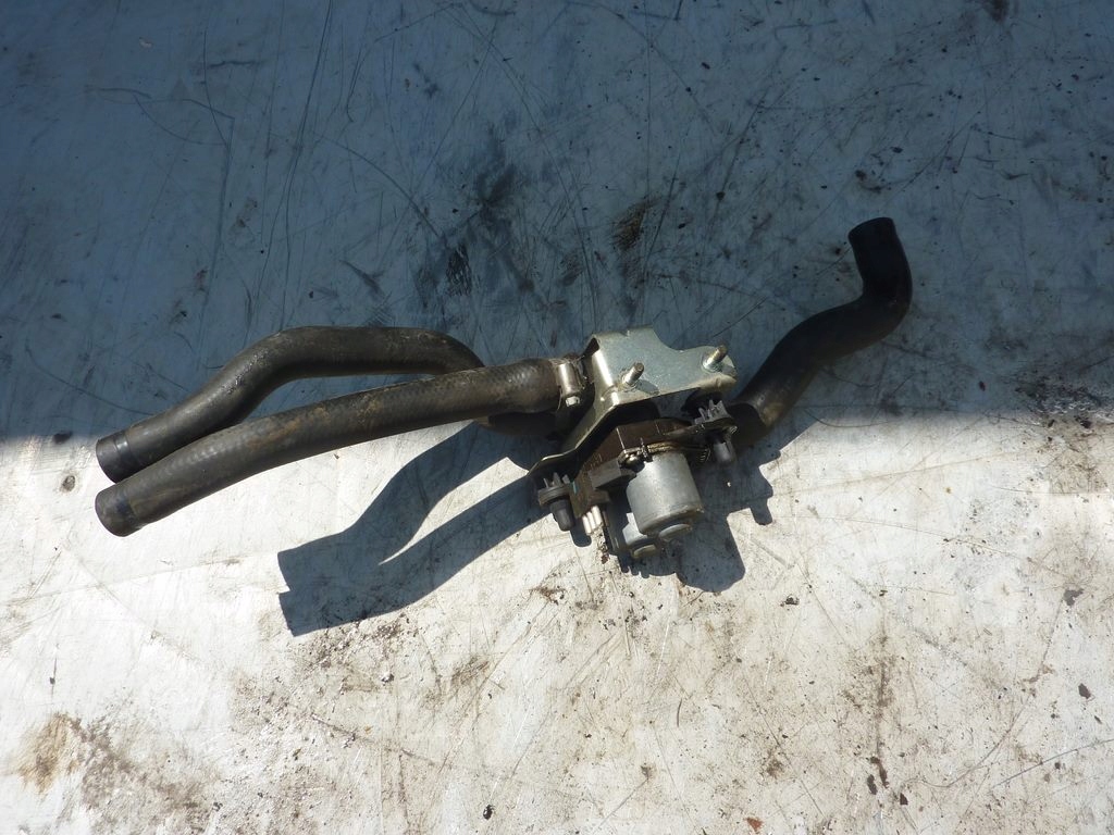 ПІДІГРІВАЧ ВОДУ MERCEDES КЛК W208 2.0 K