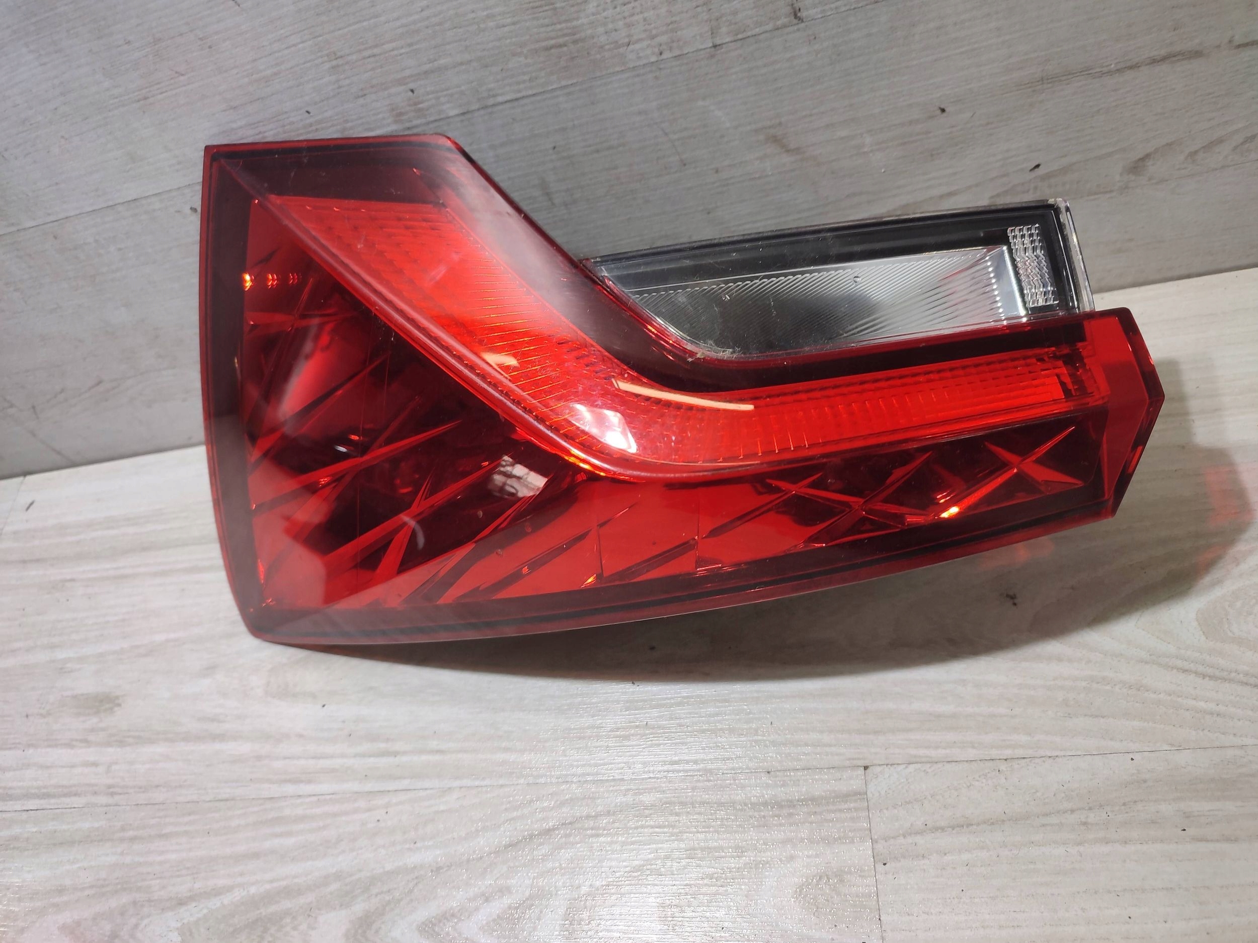Skoda Scala 2020 rear part side right light rear