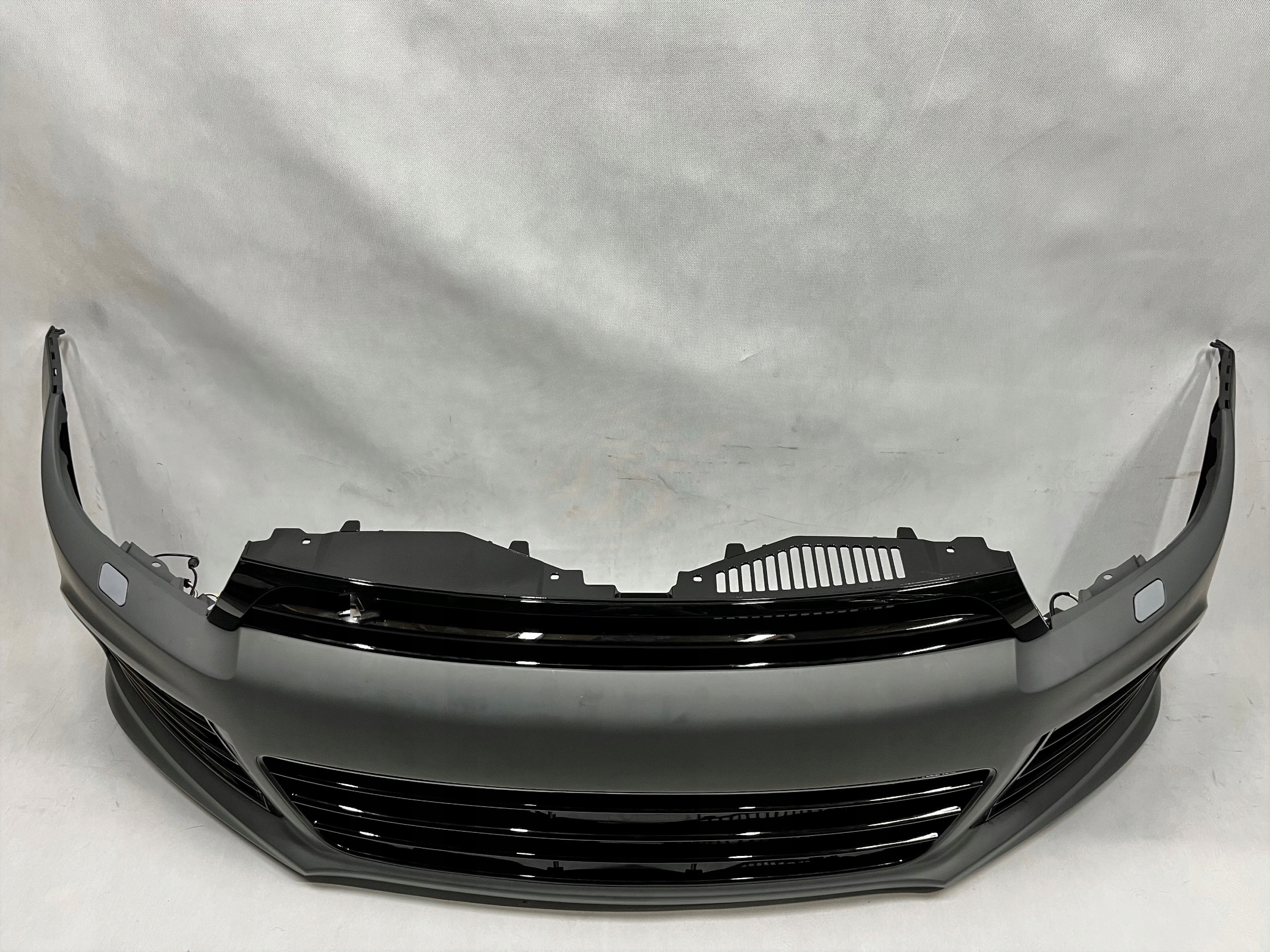 Zderzak przedni przód Volkswagen SCIROCCO 09-14r R20 LOOK KOMPLET Producent części Inny