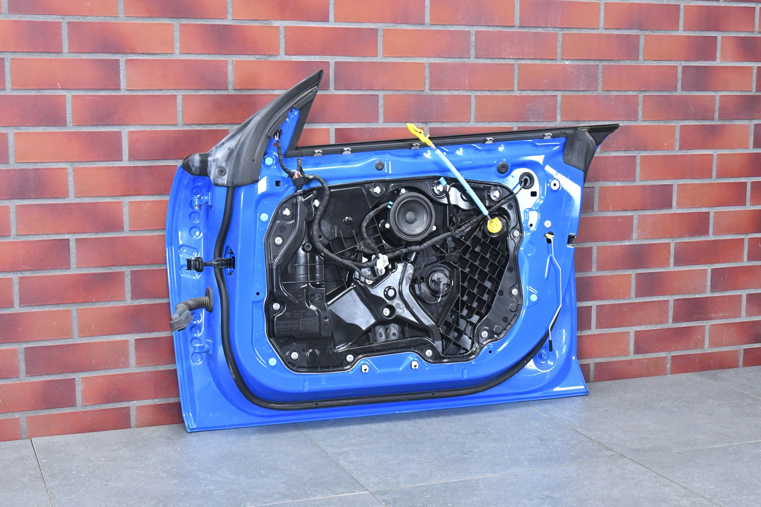 door right front front BMW 2 F44 C1D MISANO BLAU