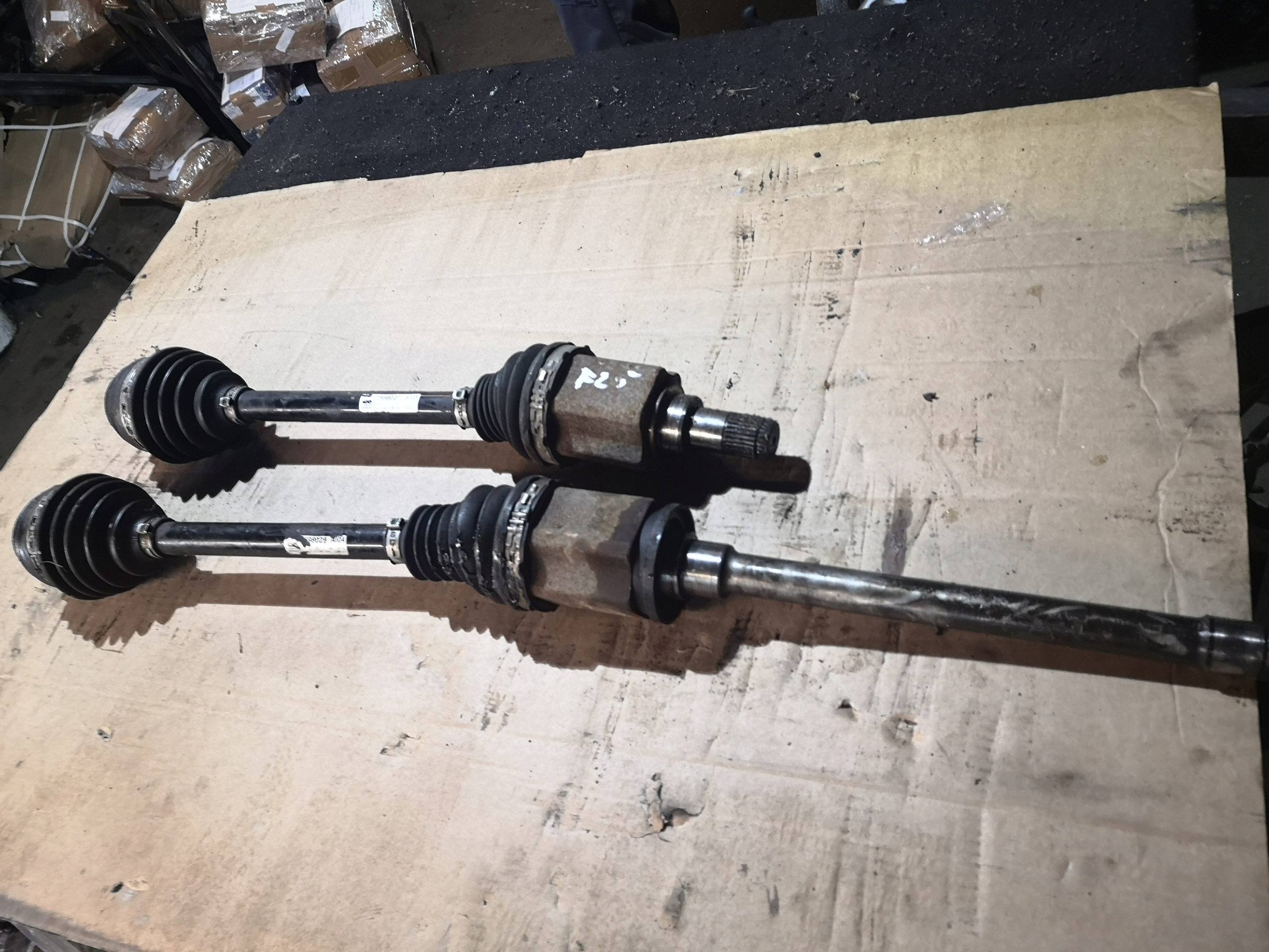 75980227 - Полуось передний левый BMW X3 F25 X4 F26